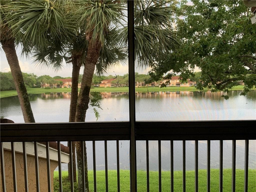858 NW 92nd Avenue 858, Plantation, FL 33324 — photo 16 of 16