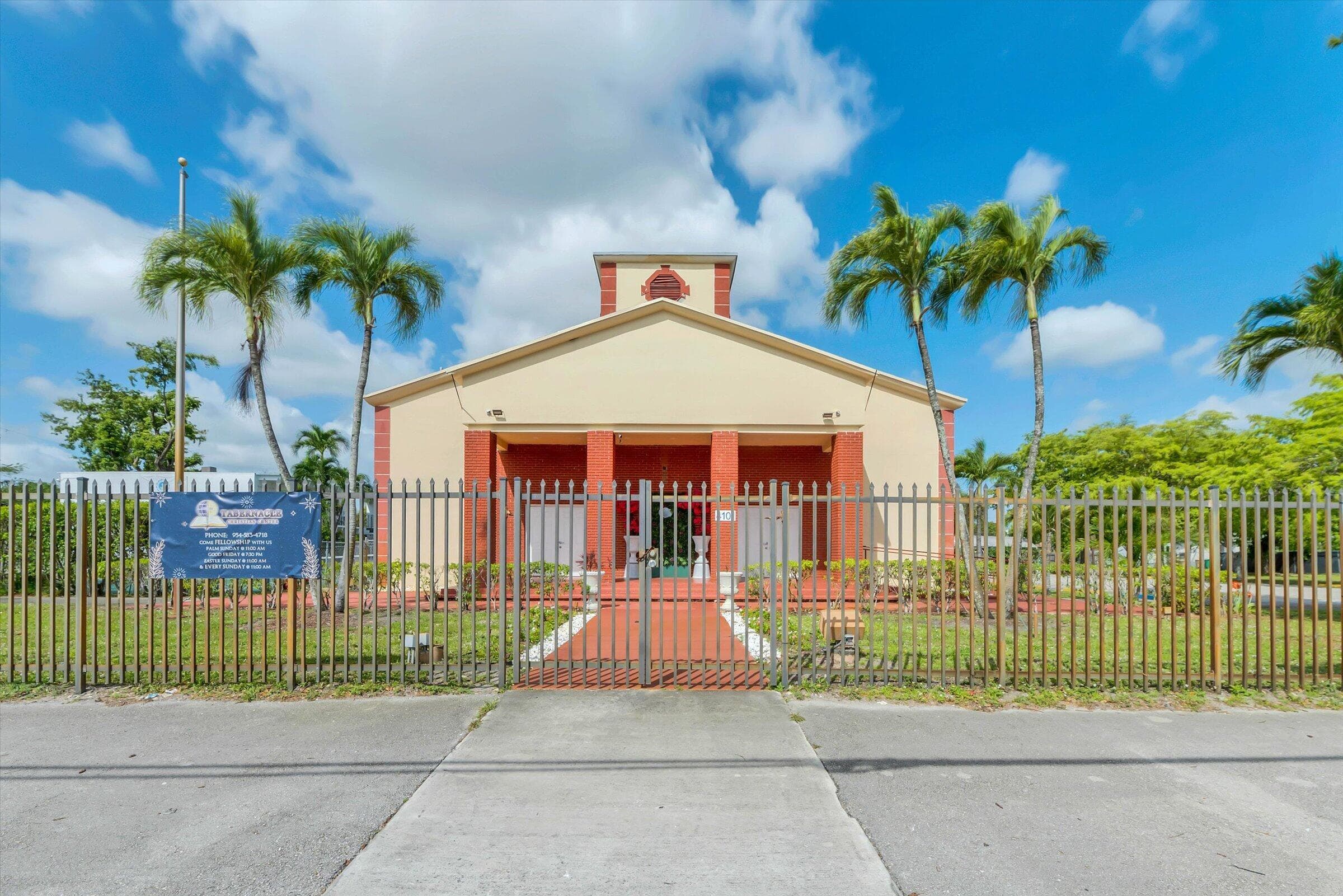 4101 SW 61st Avenue, Davie, FL — photo 3 of 104