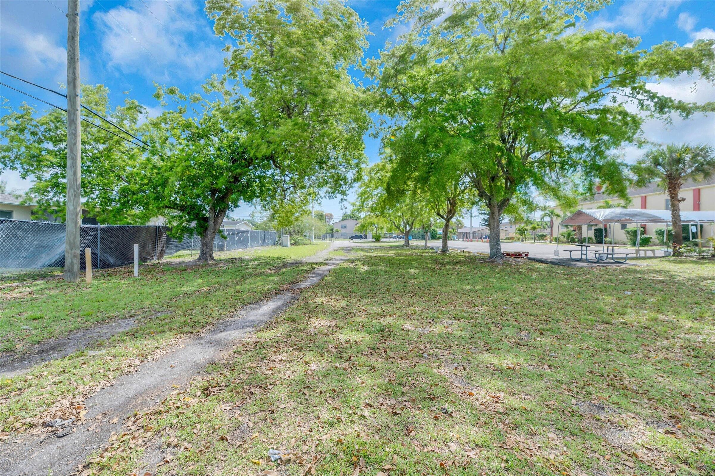 4101 SW 61st Avenue, Davie, FL — photo 25 of 104
