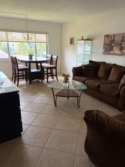 2562 Garden Drive N 305, Lake Worth Beach, FL 33461 — photo 2 of 24