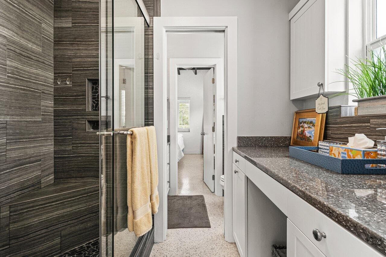 340 NE 7th Avenue, Delray Beach, FL 33483 — photo 25 of 31