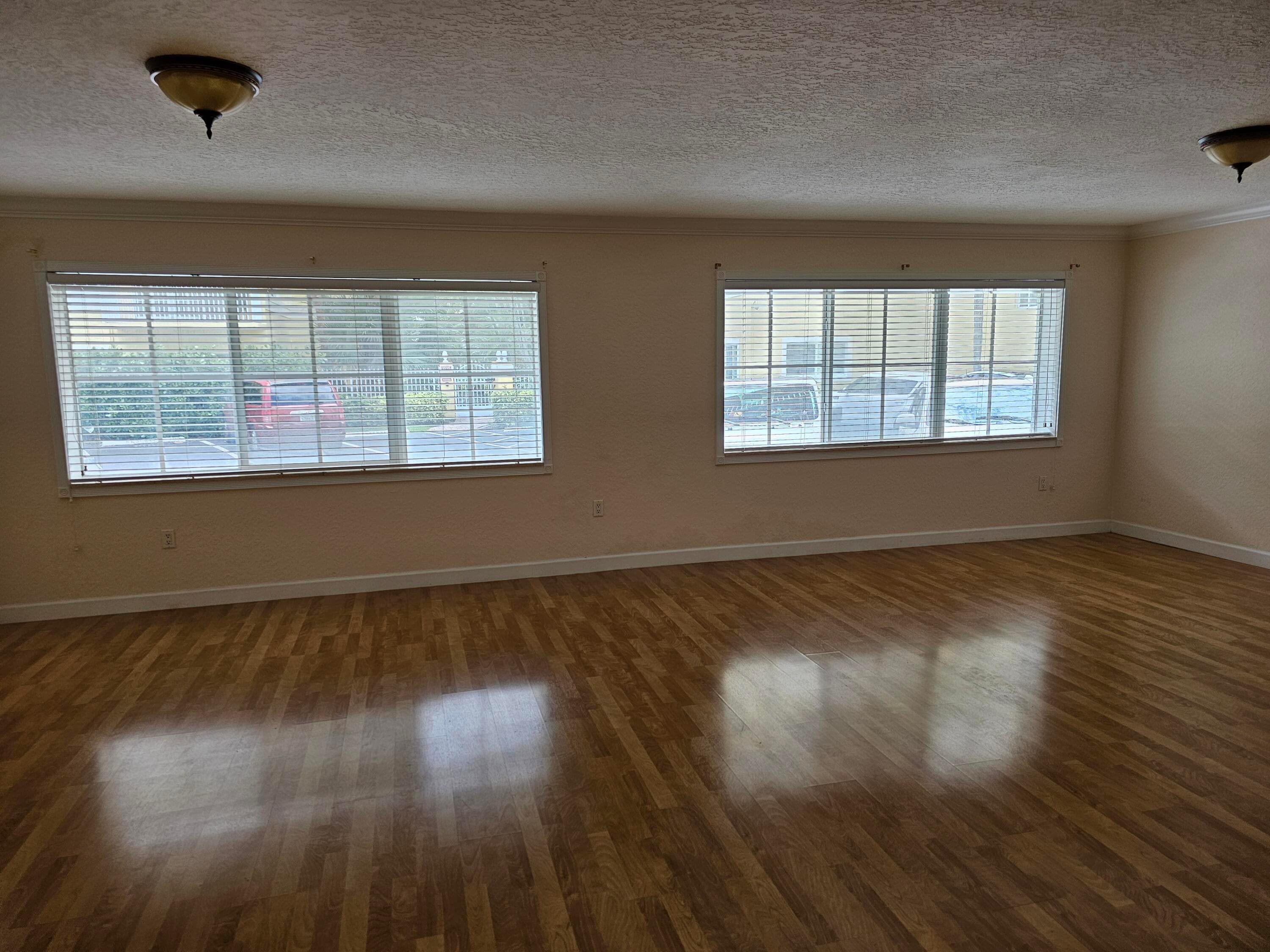 151 NE 16th Avenue 162, Fort Lauderdale, FL 33301 — photo 11 of 27