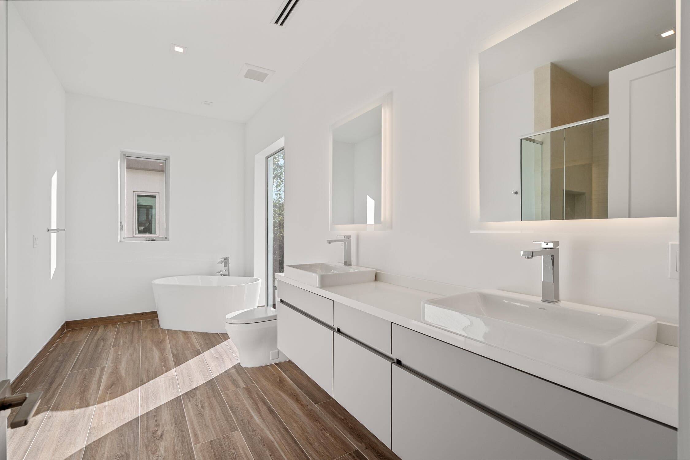 11 SE 11th Avenue, Fort Lauderdale, FL 33301 — photo 9 of 26