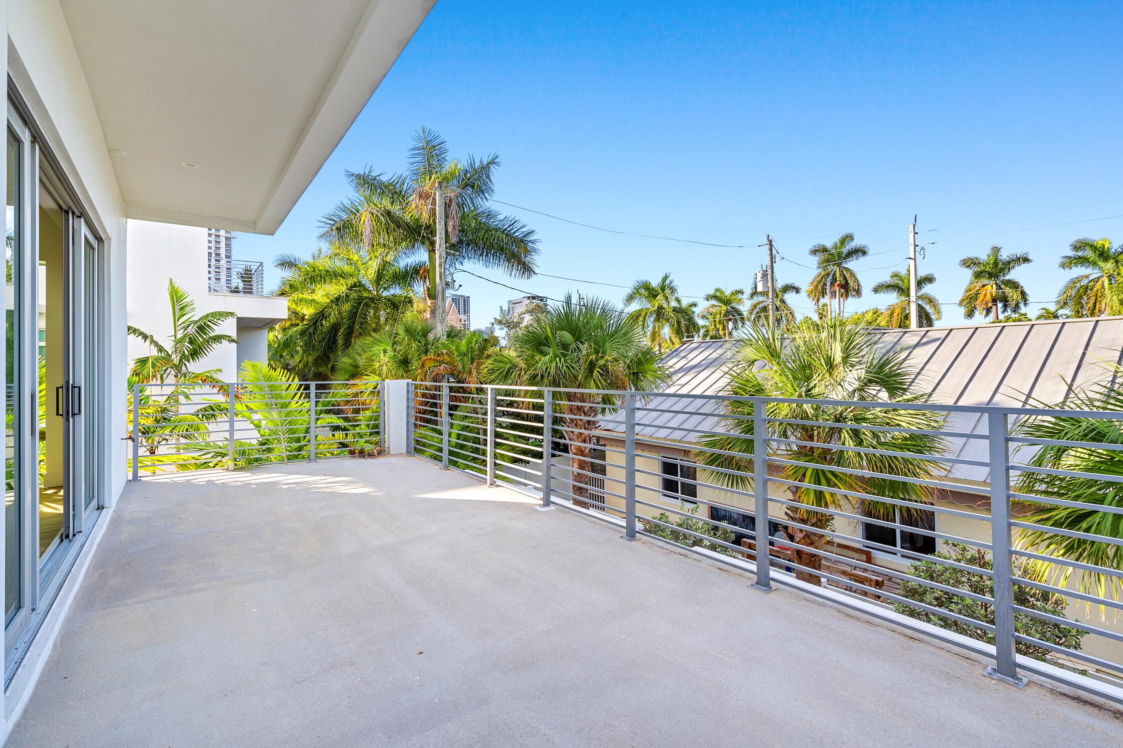 11 SE 11th Avenue, Fort Lauderdale, FL 33301 — photo 14 of 26