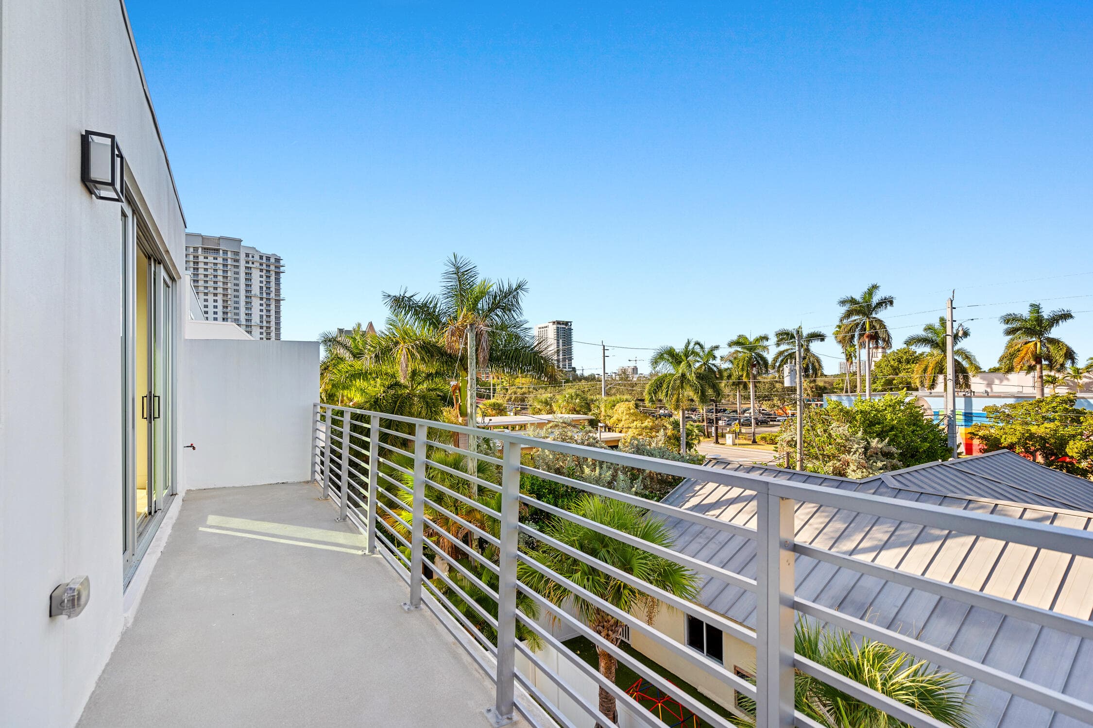 11 SE 11th Avenue, Fort Lauderdale, FL 33301 — photo 16 of 26