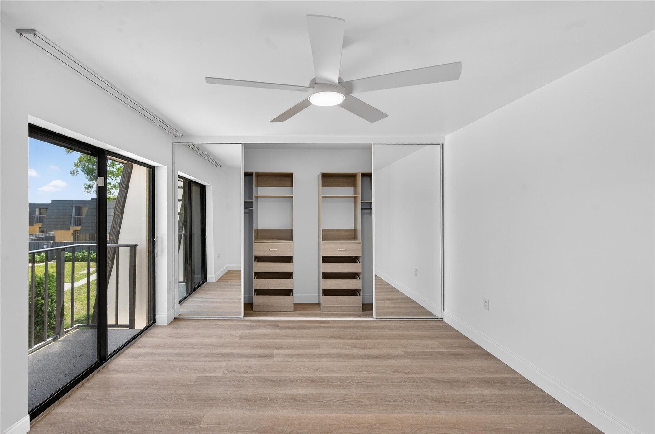 1617 16th Way, West Palm Beach, FL 33407 — photo 12 of 37