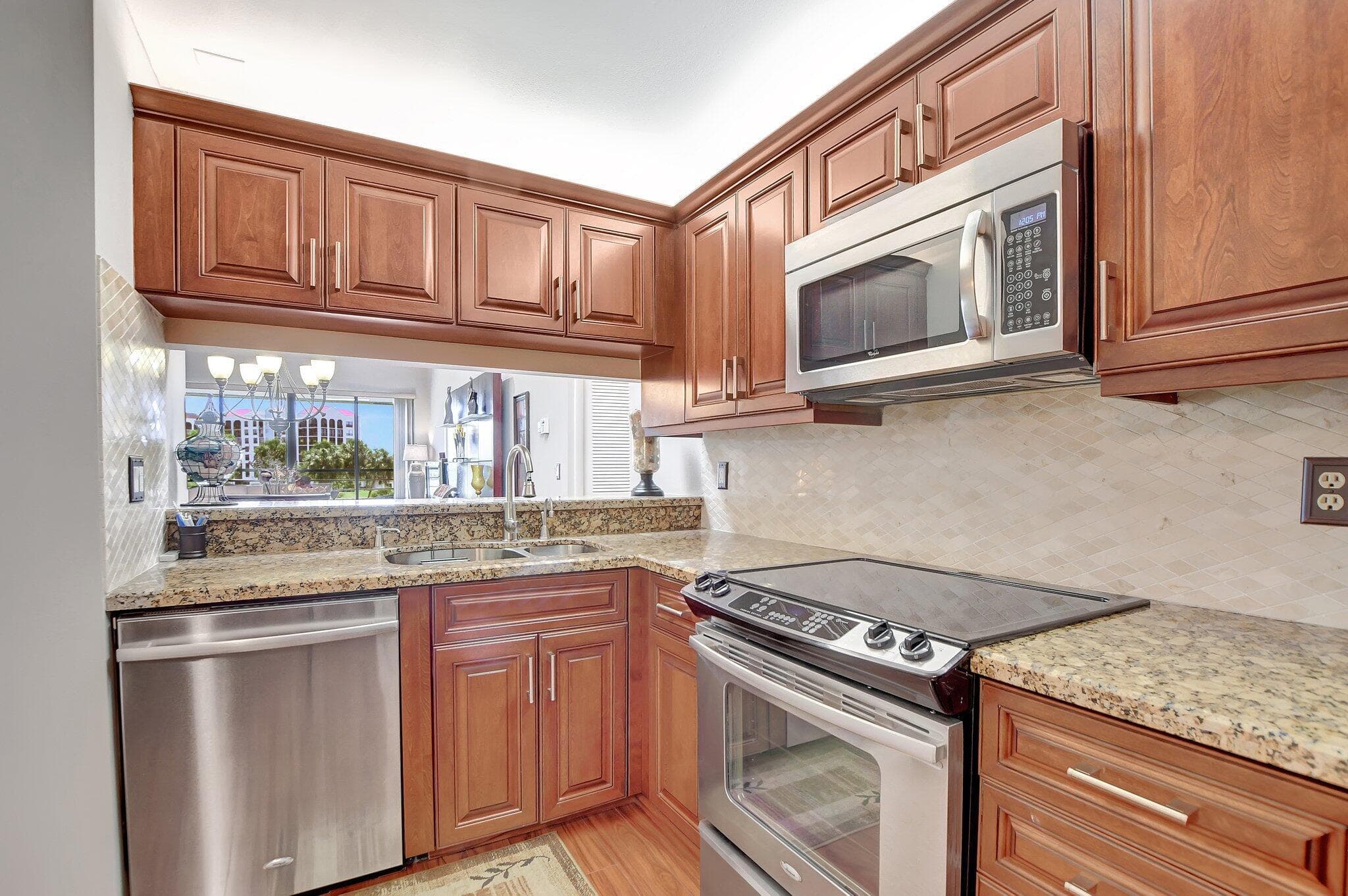 7520 La Paz Boulevard 307, Boca Raton, FL 33433 — photo 6 of 38