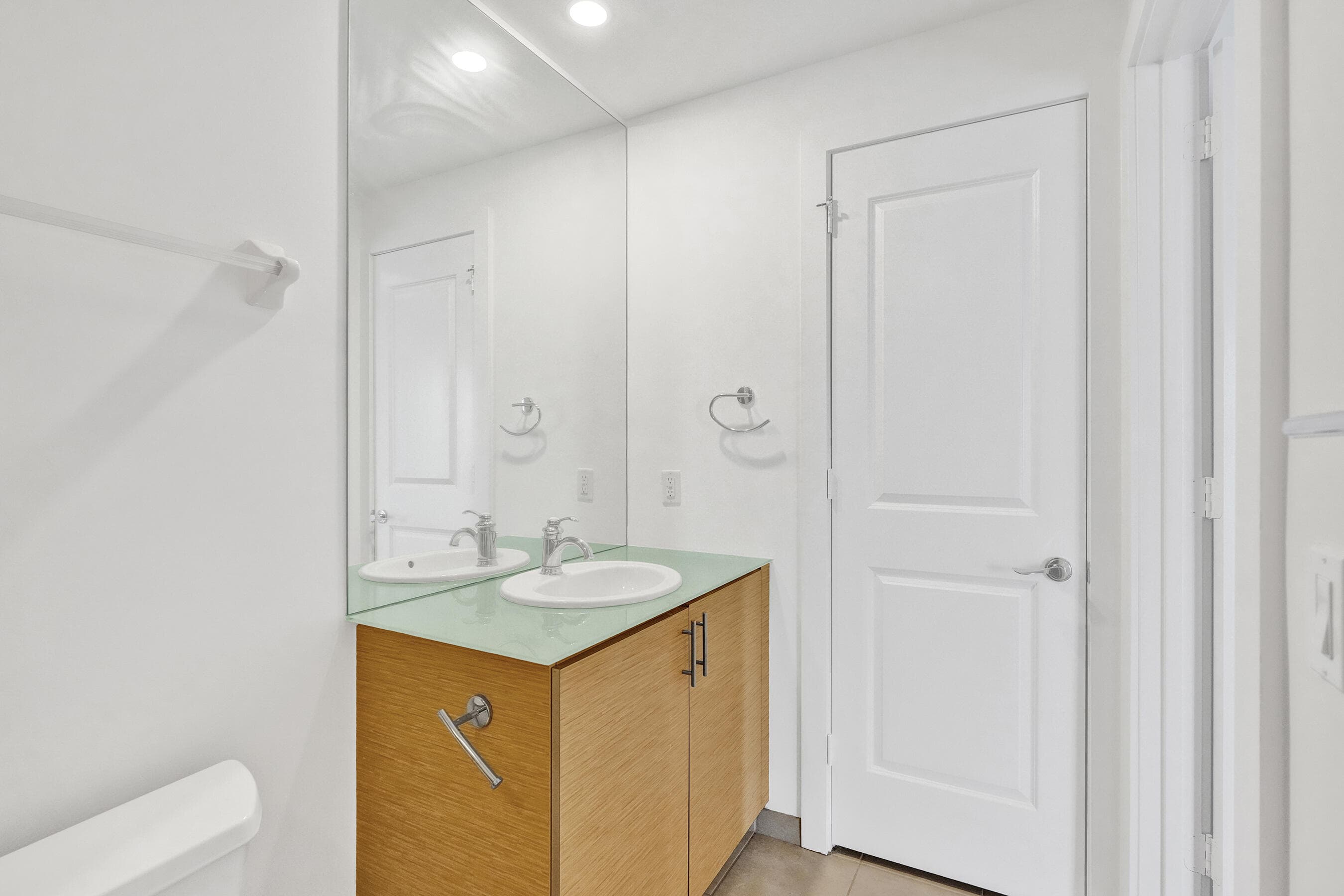 315 NE 3rd Avenue 1201, Fort Lauderdale, FL 33301 — photo 27 of 46