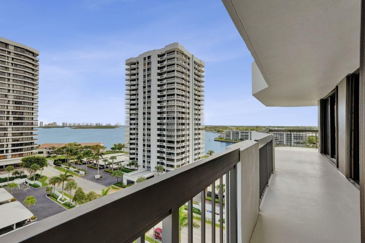 108 Lakeshore Drive 1041, North Palm Beach, FL 33408 — photo 32 of 55
