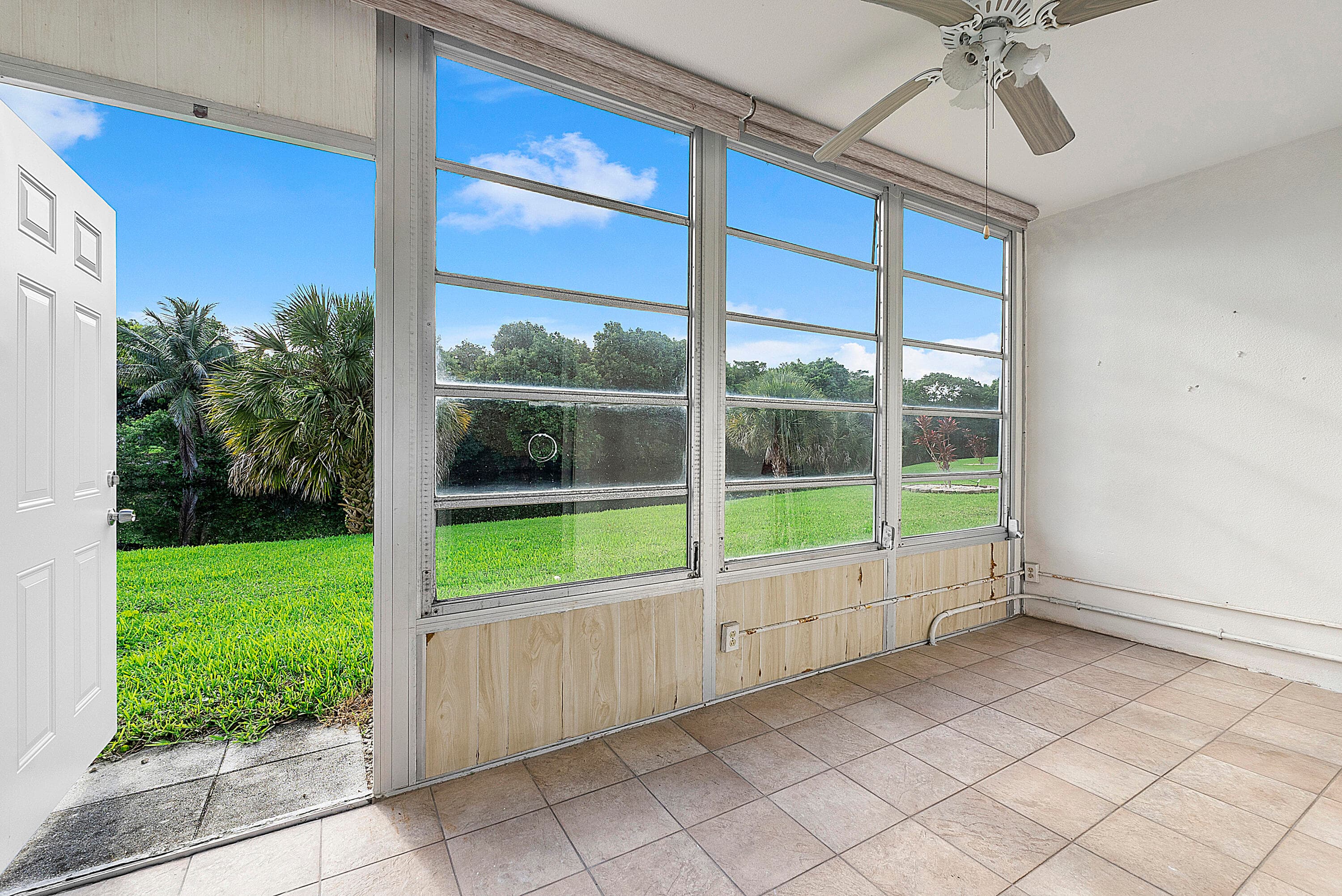 1012 Newport G, Deerfield Beach, FL 33442 — photo 11 of 14
