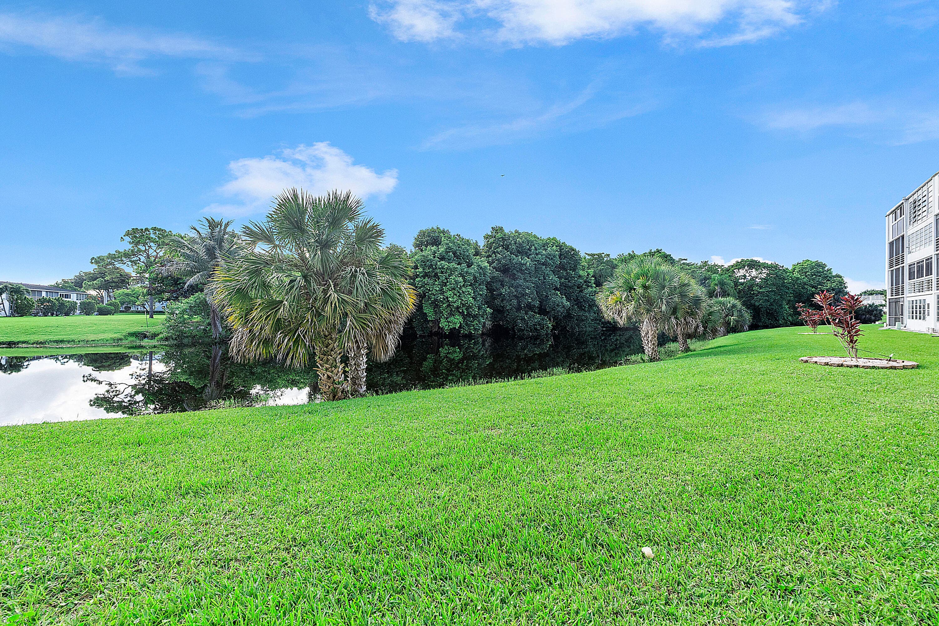 1012 Newport G, Deerfield Beach, FL 33442 — photo 12 of 14