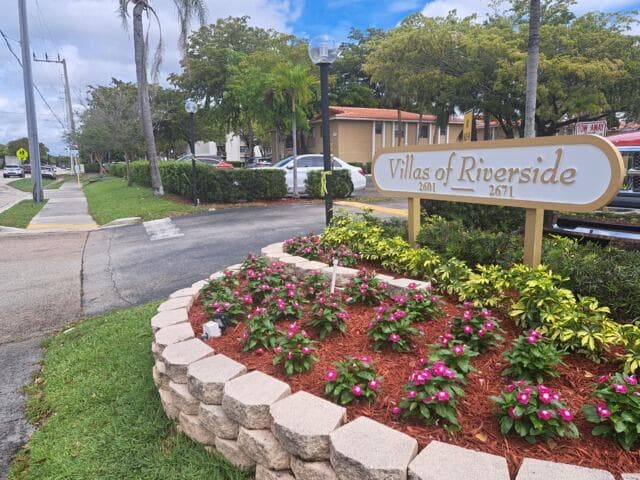 2671 Riverside Drive 6, Coral Springs, FL 33065 — photo 1 of 16