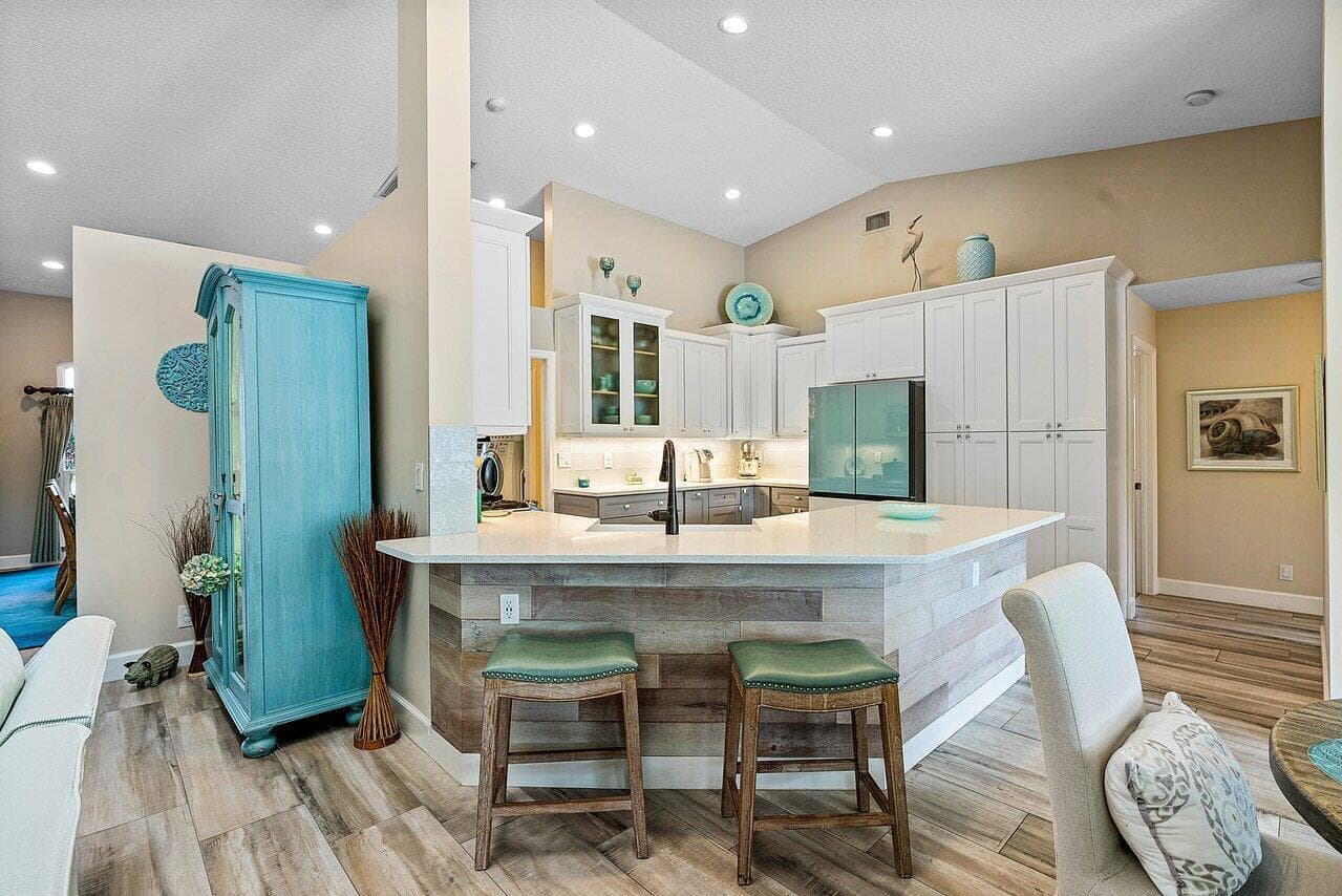 15925 Springhill Court, Wellington, FL 33414 — photo 30 of 50