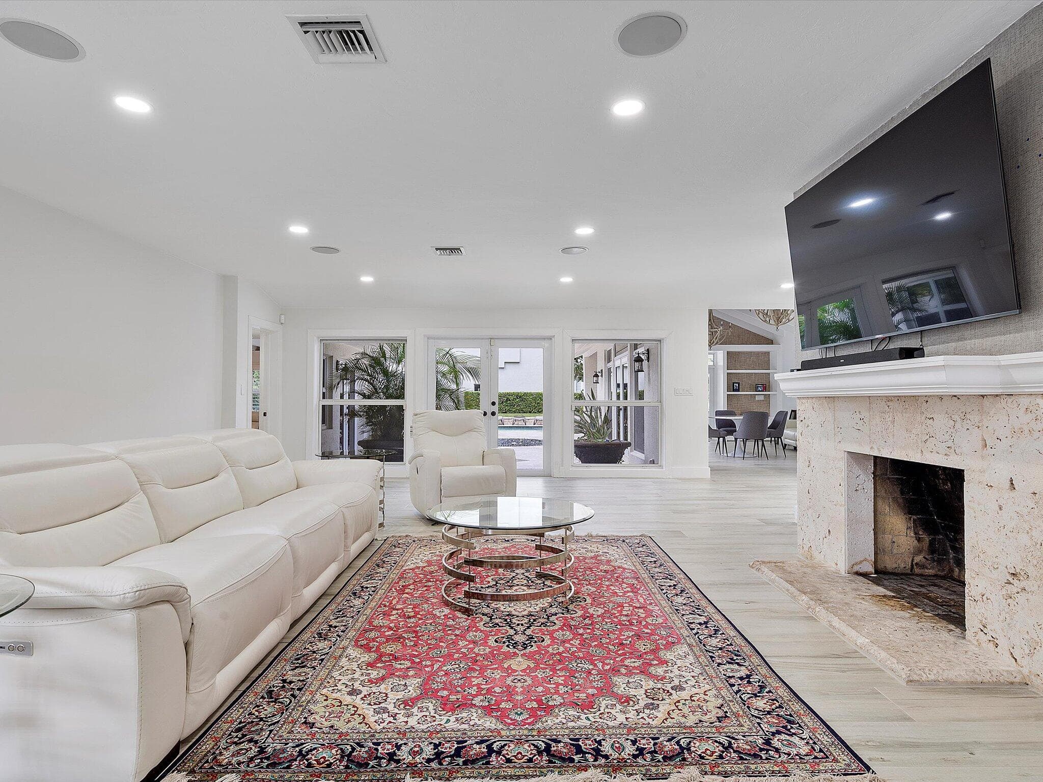 411 Poinciana Drive, Fort Lauderdale, FL 33301 — photo 2 of 44