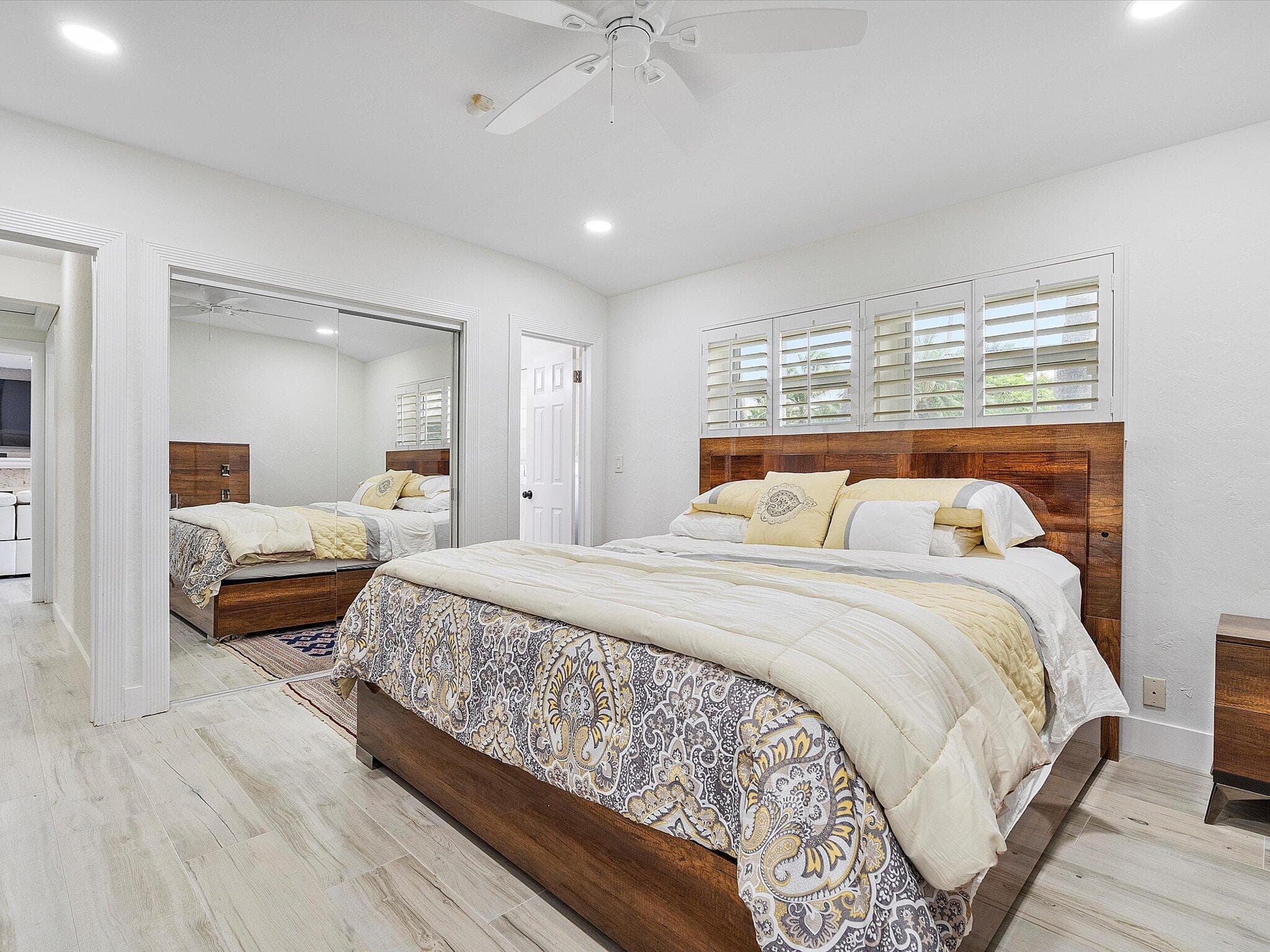 411 Poinciana Drive, Fort Lauderdale, FL 33301 — photo 33 of 44