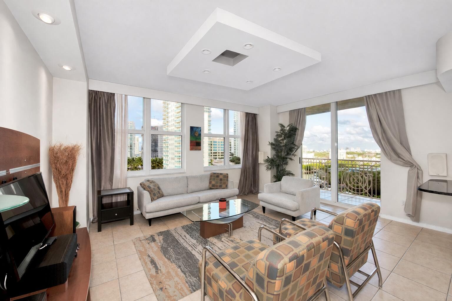 511 SE 5th Avenue 1217, Fort Lauderdale, FL 33301 — photo 14 of 50