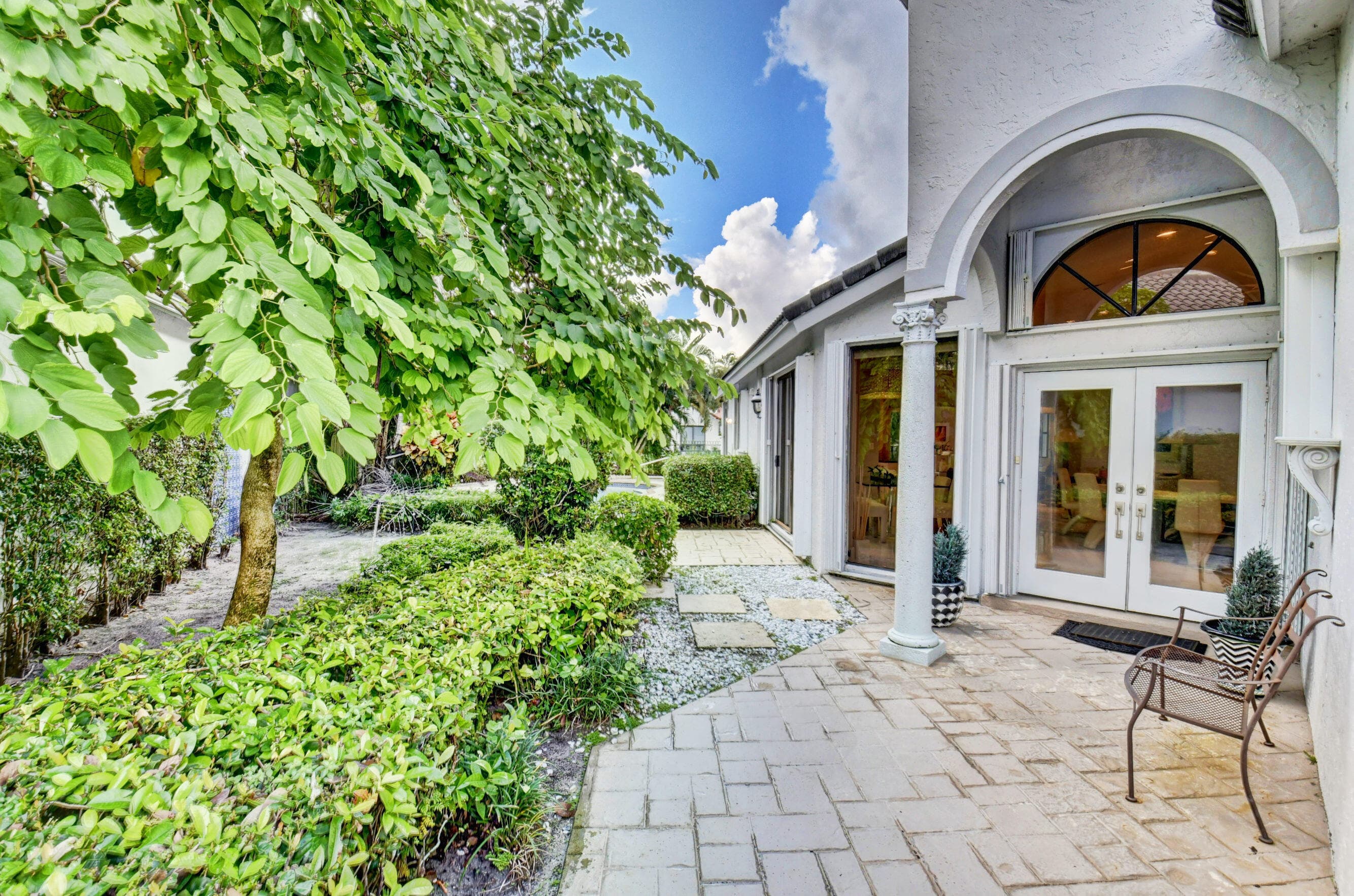 2106 NW 60th Circle, Boca Raton, FL 33496 — photo 2 of 58