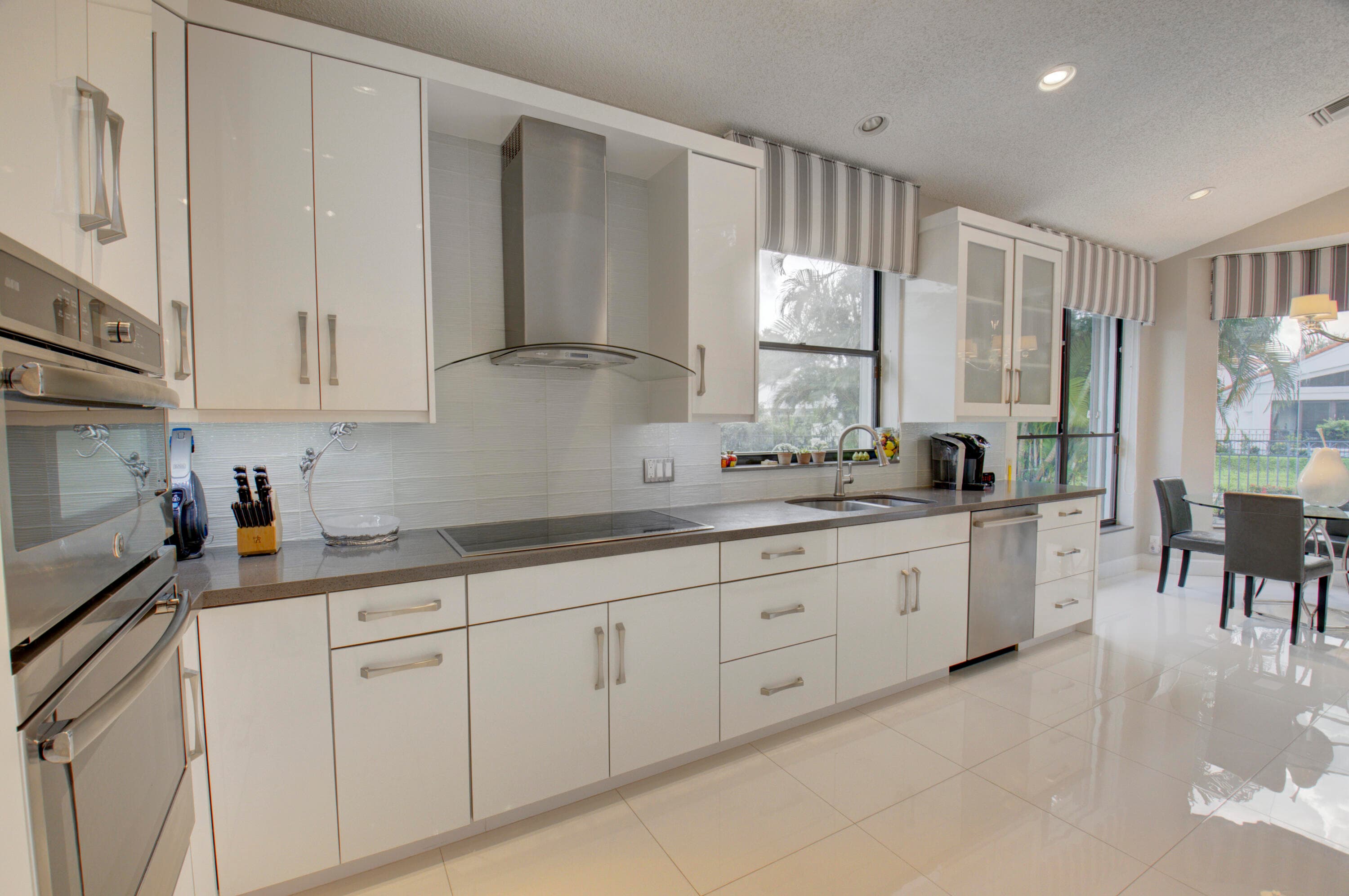 2106 NW 60th Circle, Boca Raton, FL 33496 — photo 14 of 58