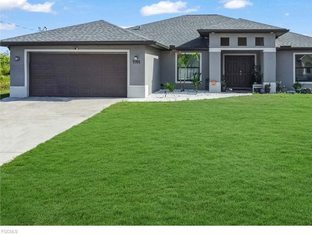 2917 SW 12th St Street SW, Lehigh Acres, FL 33976 — photo