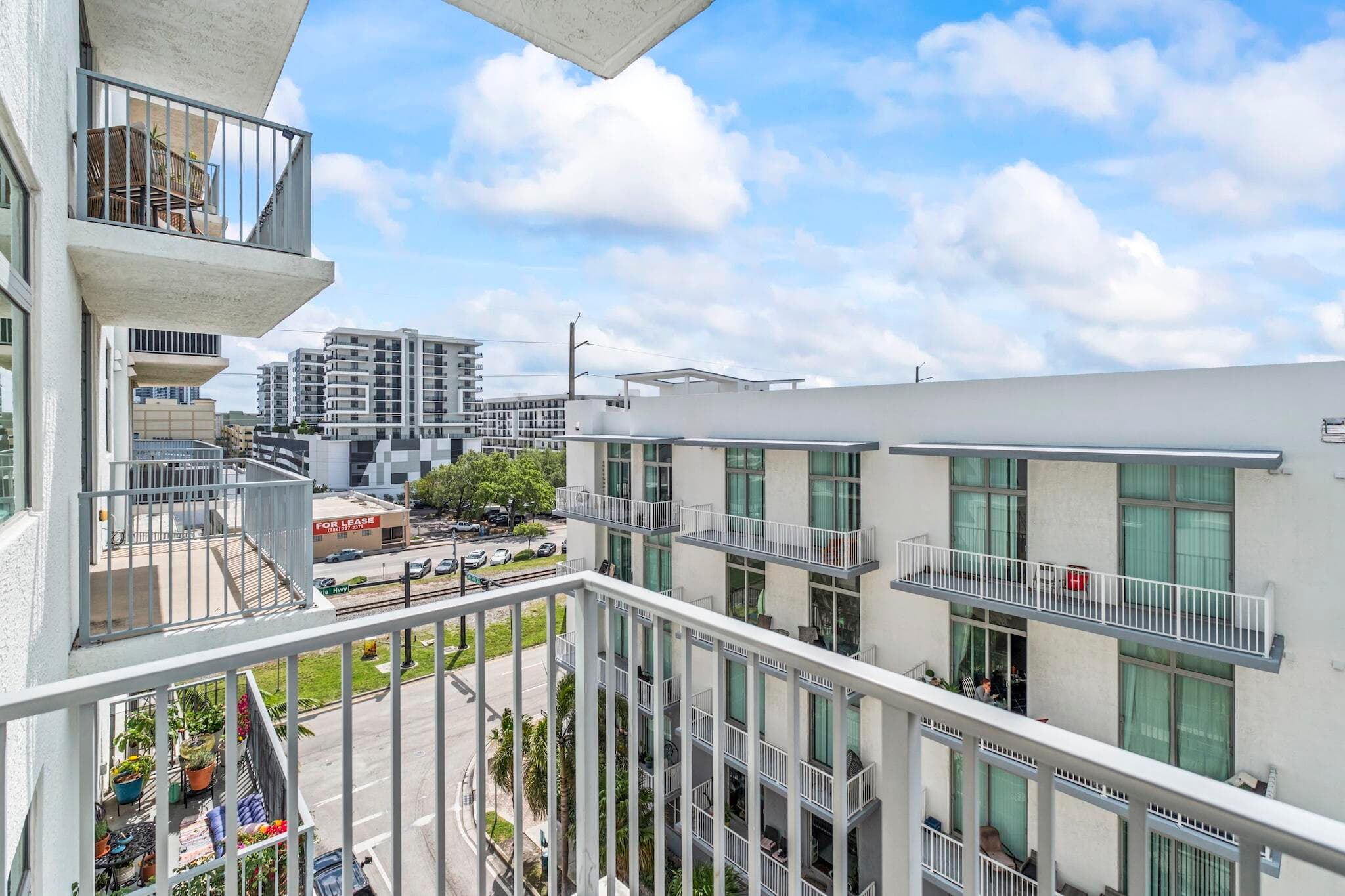 140 S Dixie Highway 533, Hollywood, FL 33020 — photo 24 of 35