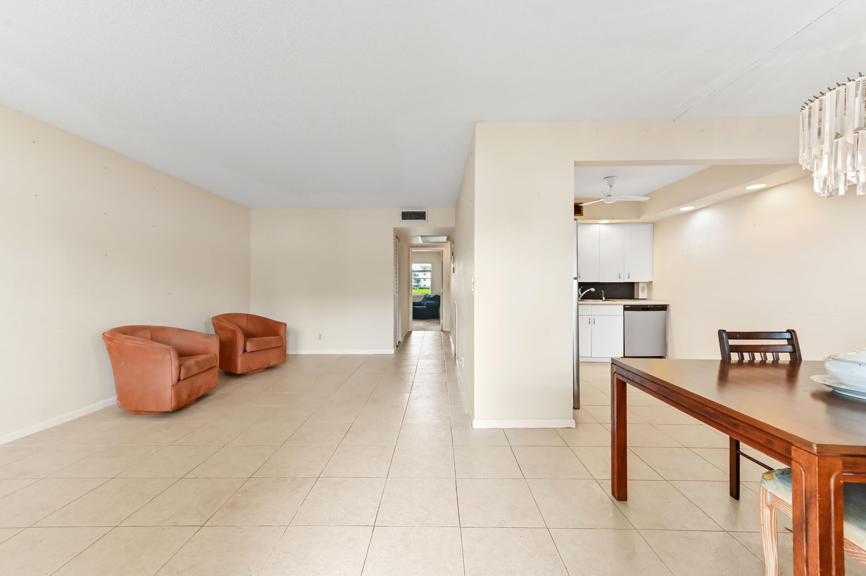 1034 Rexford B, Boca Raton, FL 33434 — photo 4 of 24