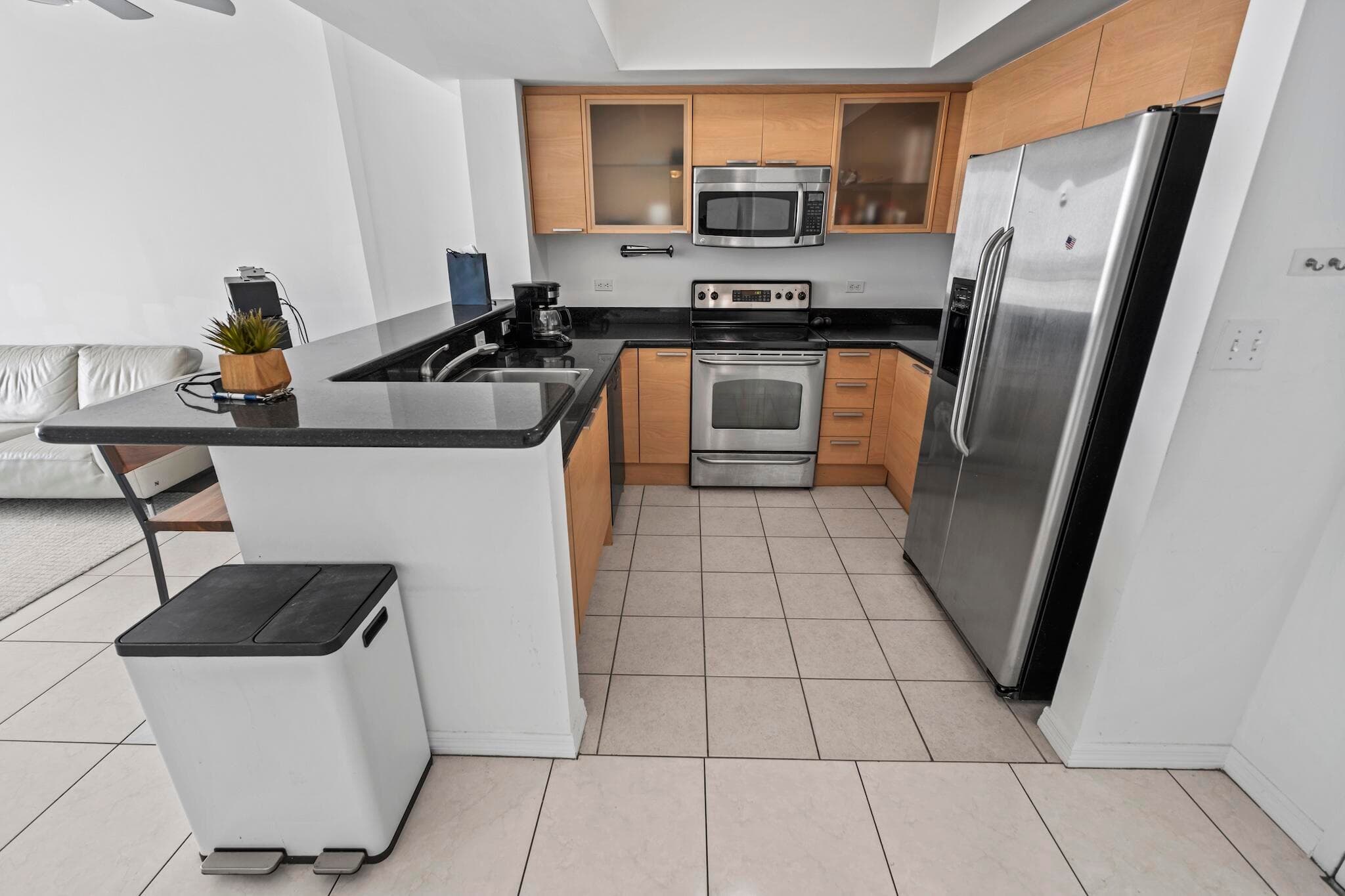 140 S Dixie Highway 905, Hollywood, FL 33020 — photo 18 of 33