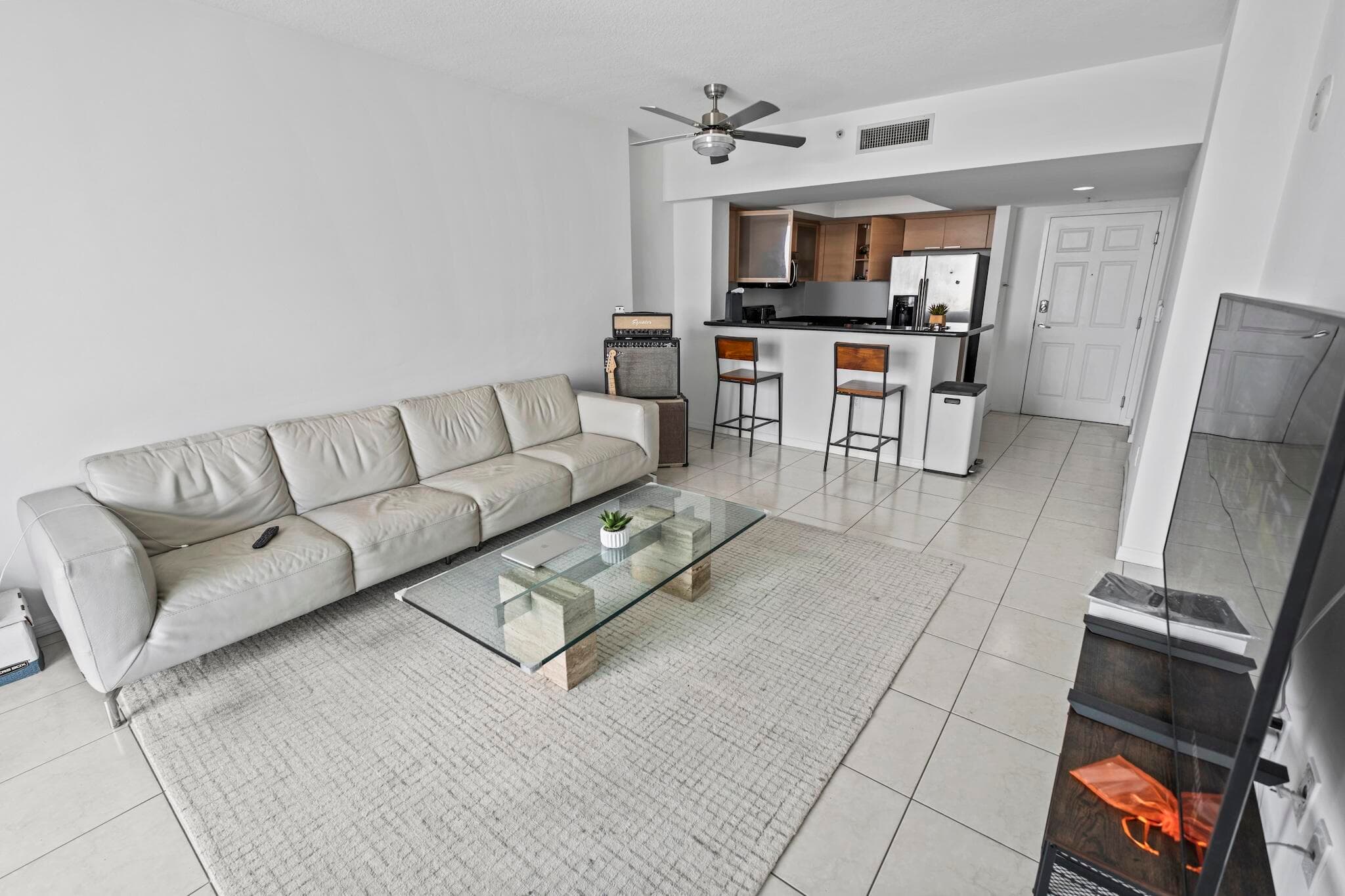 140 S Dixie Highway 905, Hollywood, FL 33020 — photo 22 of 33