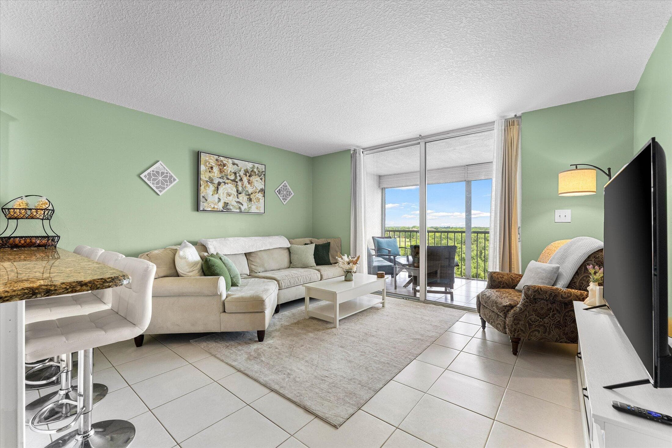 4570 NW 18th Avenue 704, Deerfield Beach, FL 33064 — photo 9 of 34