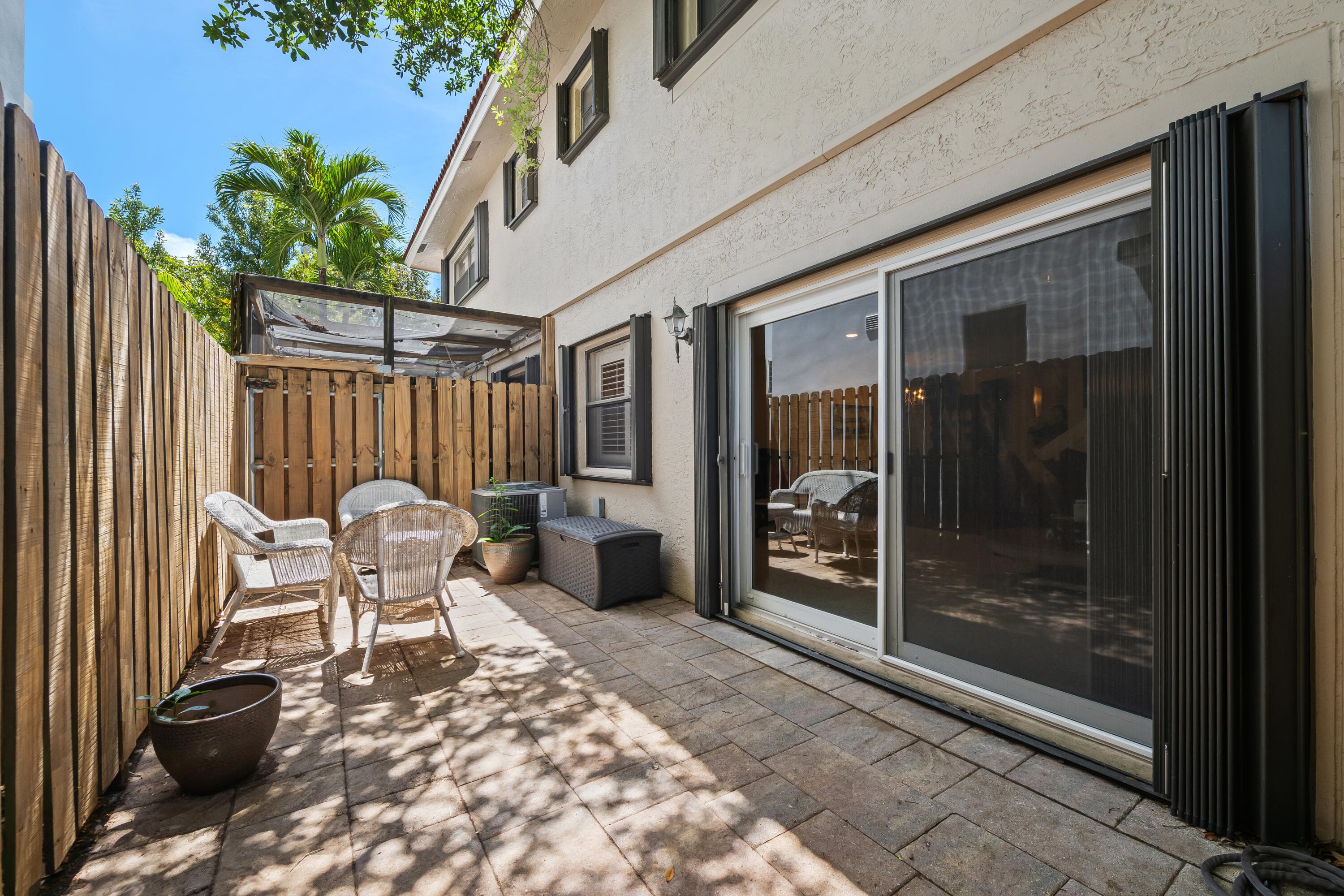 905 SE 12th Court 15, Fort Lauderdale, FL 33316 — photo 29 of 35