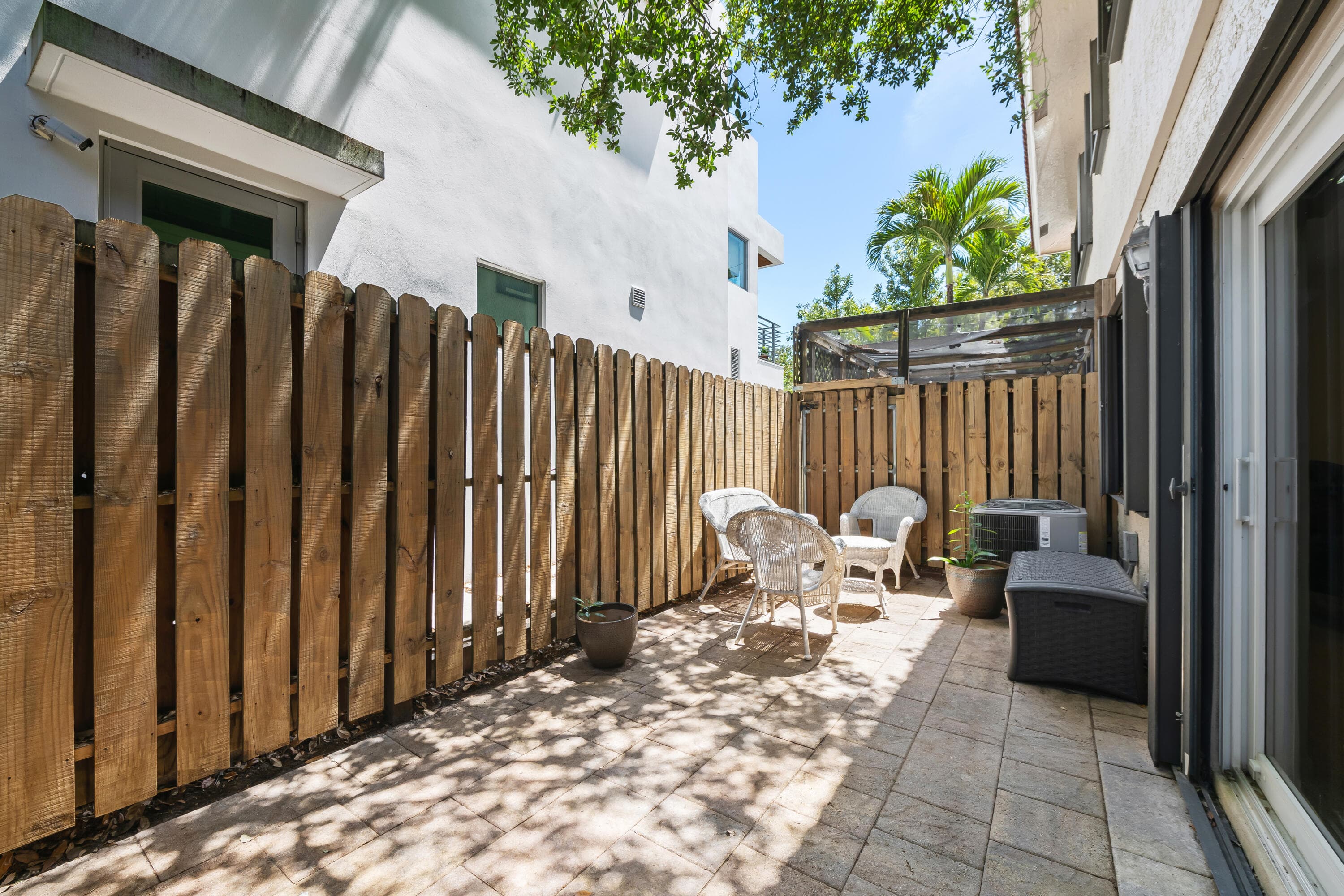 905 SE 12th Court 15, Fort Lauderdale, FL 33316 — photo 31 of 35