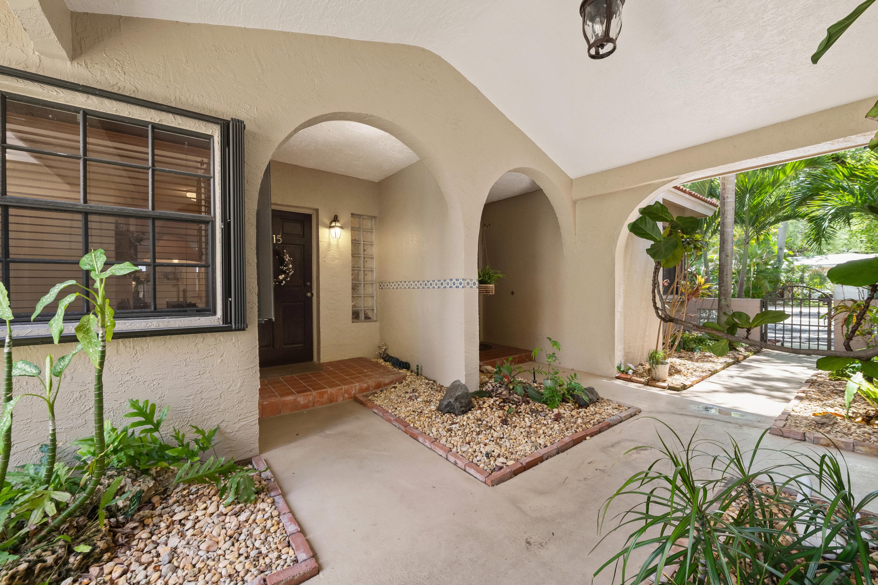 905 SE 12th Court 15, Fort Lauderdale, FL 33316 — photo 5 of 35