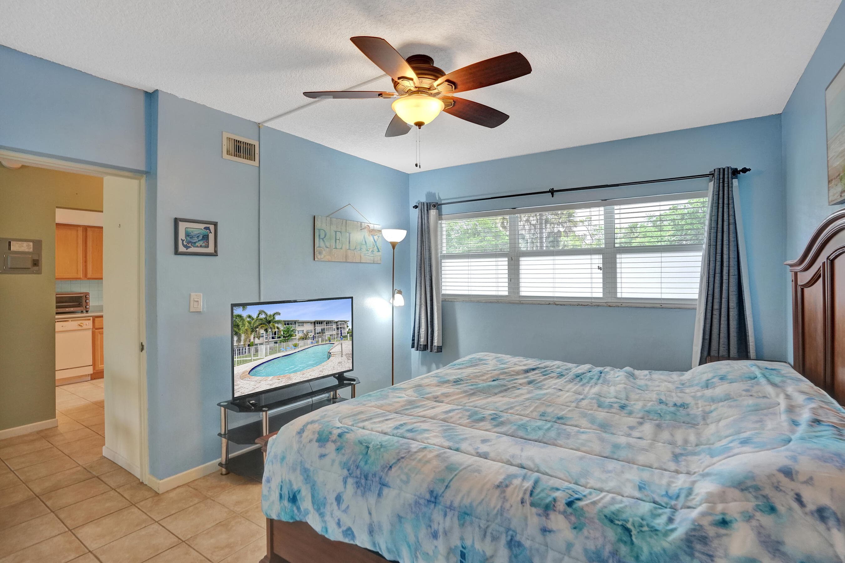 900 SW 12th Street 100, Fort Lauderdale, FL 33315 — photo 17 of 38
