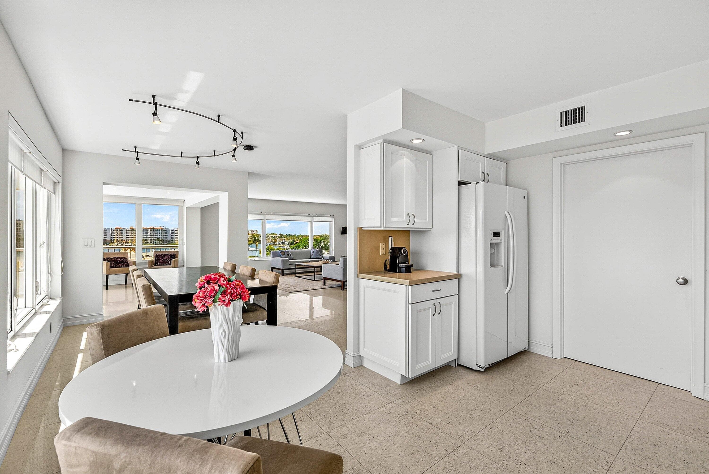 600 S Ocean Boulevard 504, Boca Raton, FL 33432 — photo 10 of 31