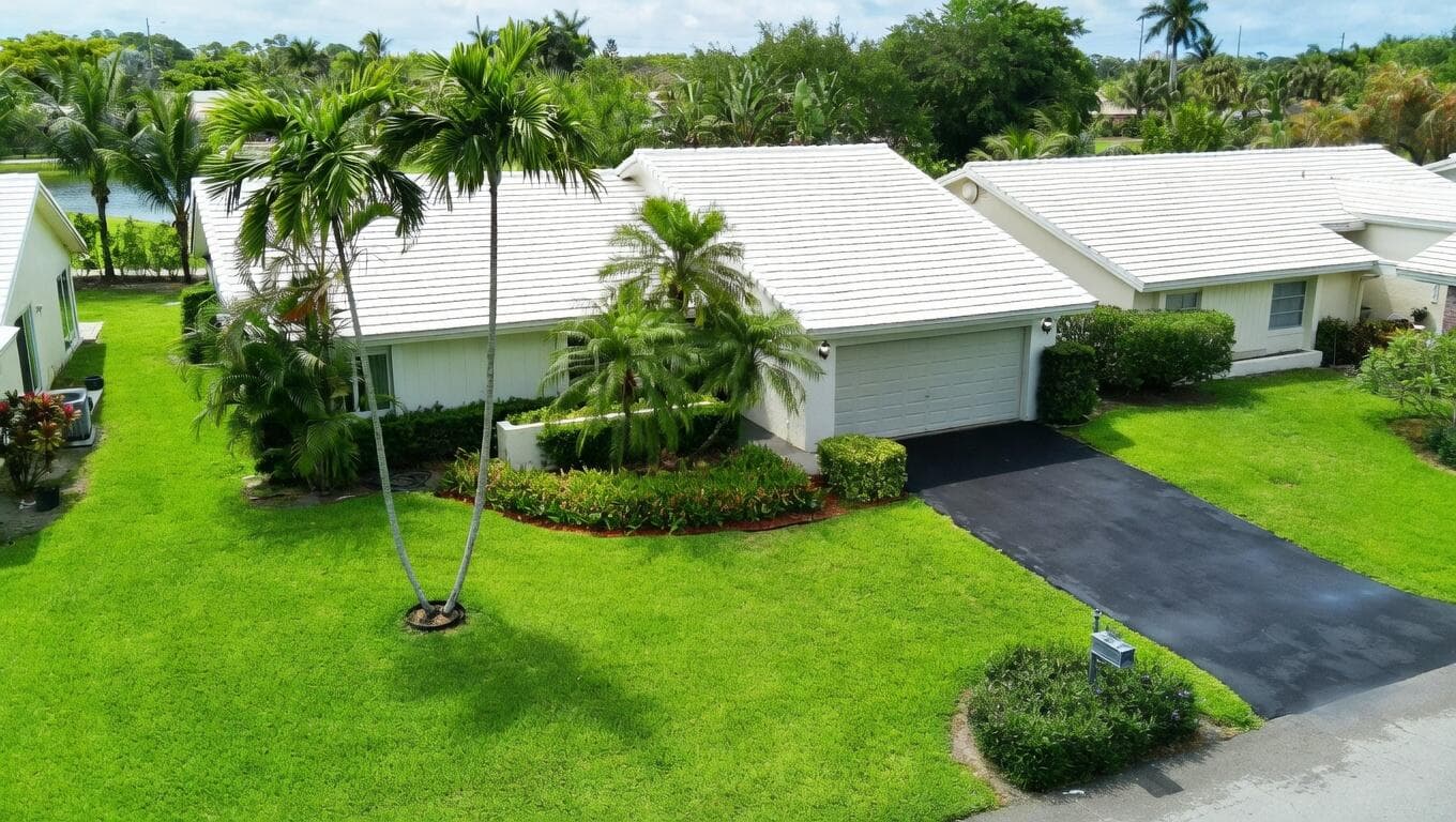 5667 Cameo Drive N, Boca Raton, FL 33433 — photo 18 of 20