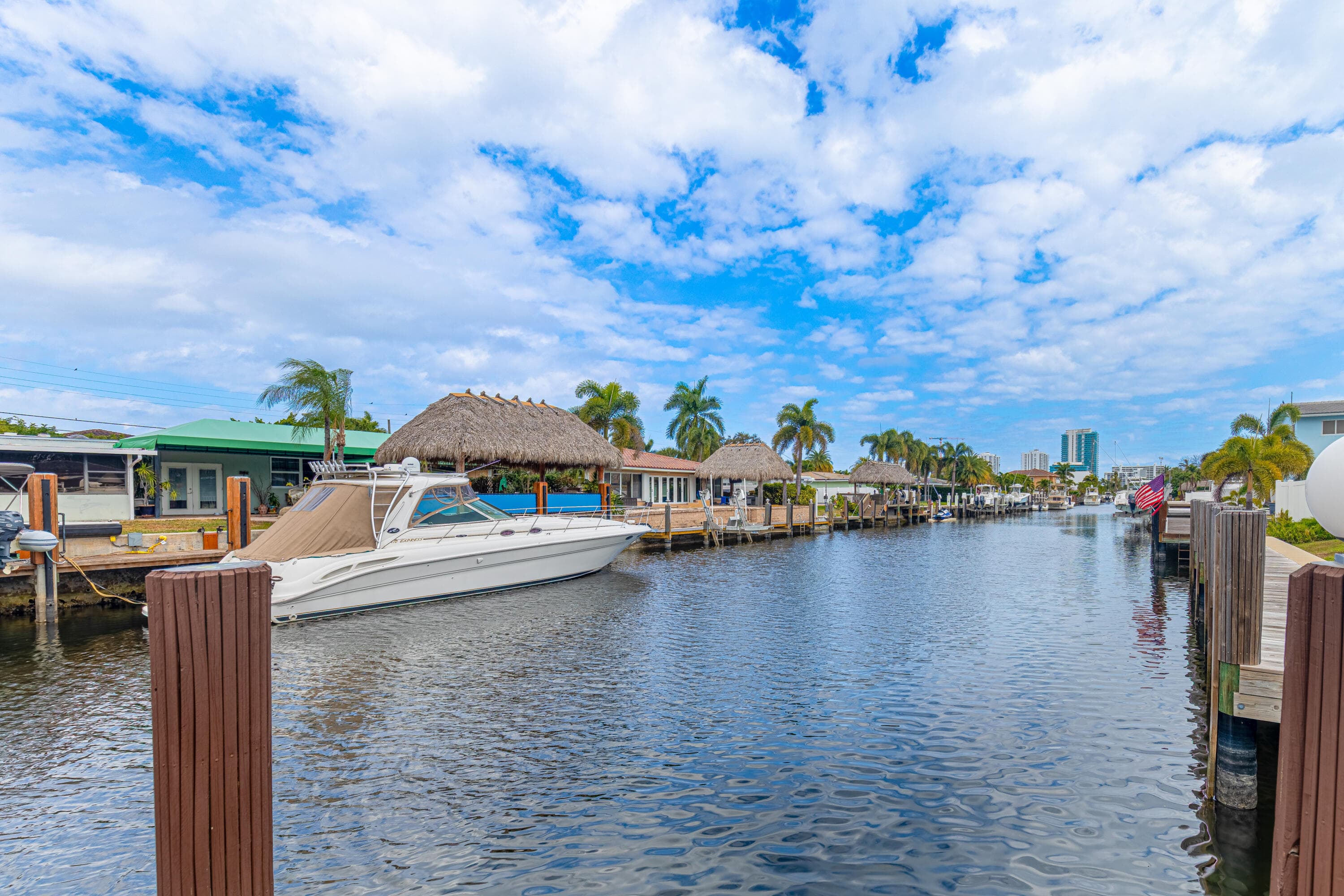 2281 SE 11th Street, Pompano Beach, FL 33062 — photo 4 of 40