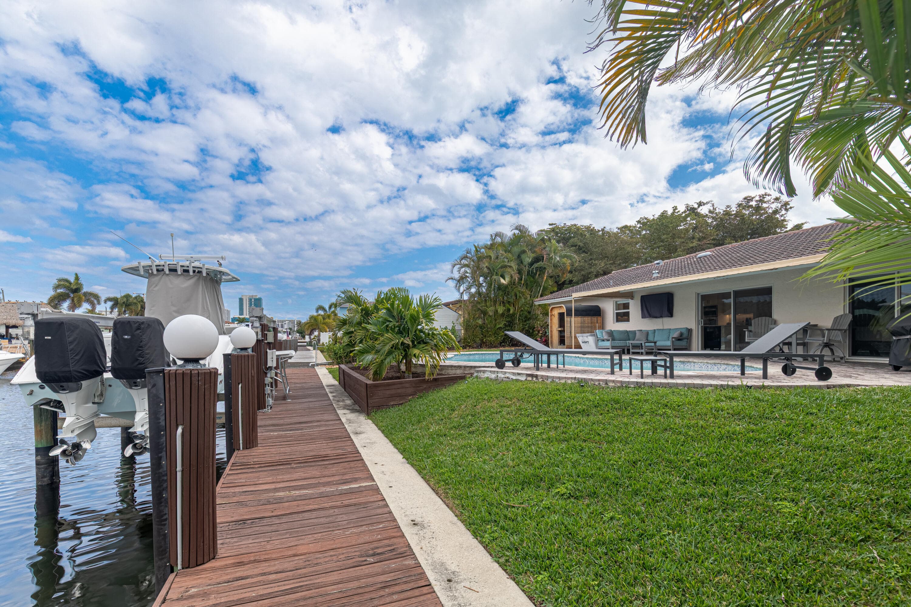 2281 SE 11th Street, Pompano Beach, FL 33062 — photo 5 of 40
