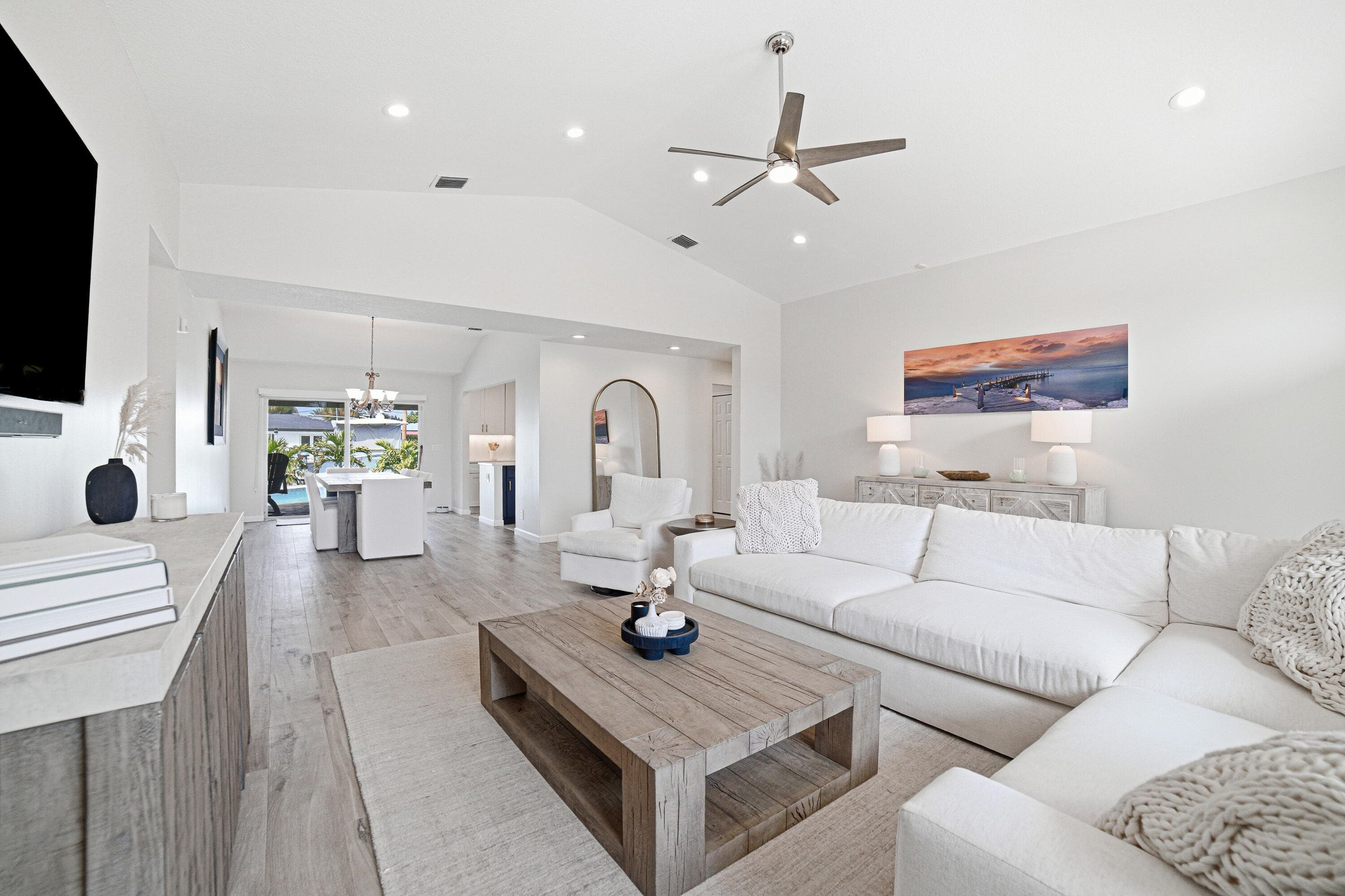 2281 SE 11th Street, Pompano Beach, FL 33062 — photo 9 of 40