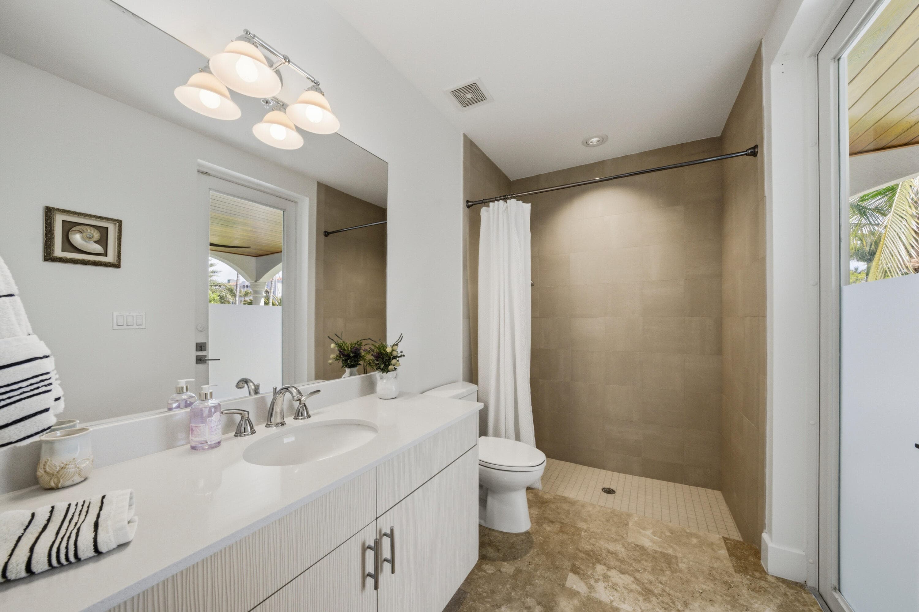 69 Isle Of Venice Drive, Fort Lauderdale, FL 33301 — photo 32 of 63
