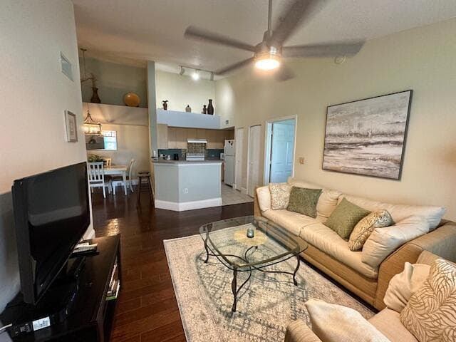 822 Villa Circle, Boynton Beach, FL 33435 — photo