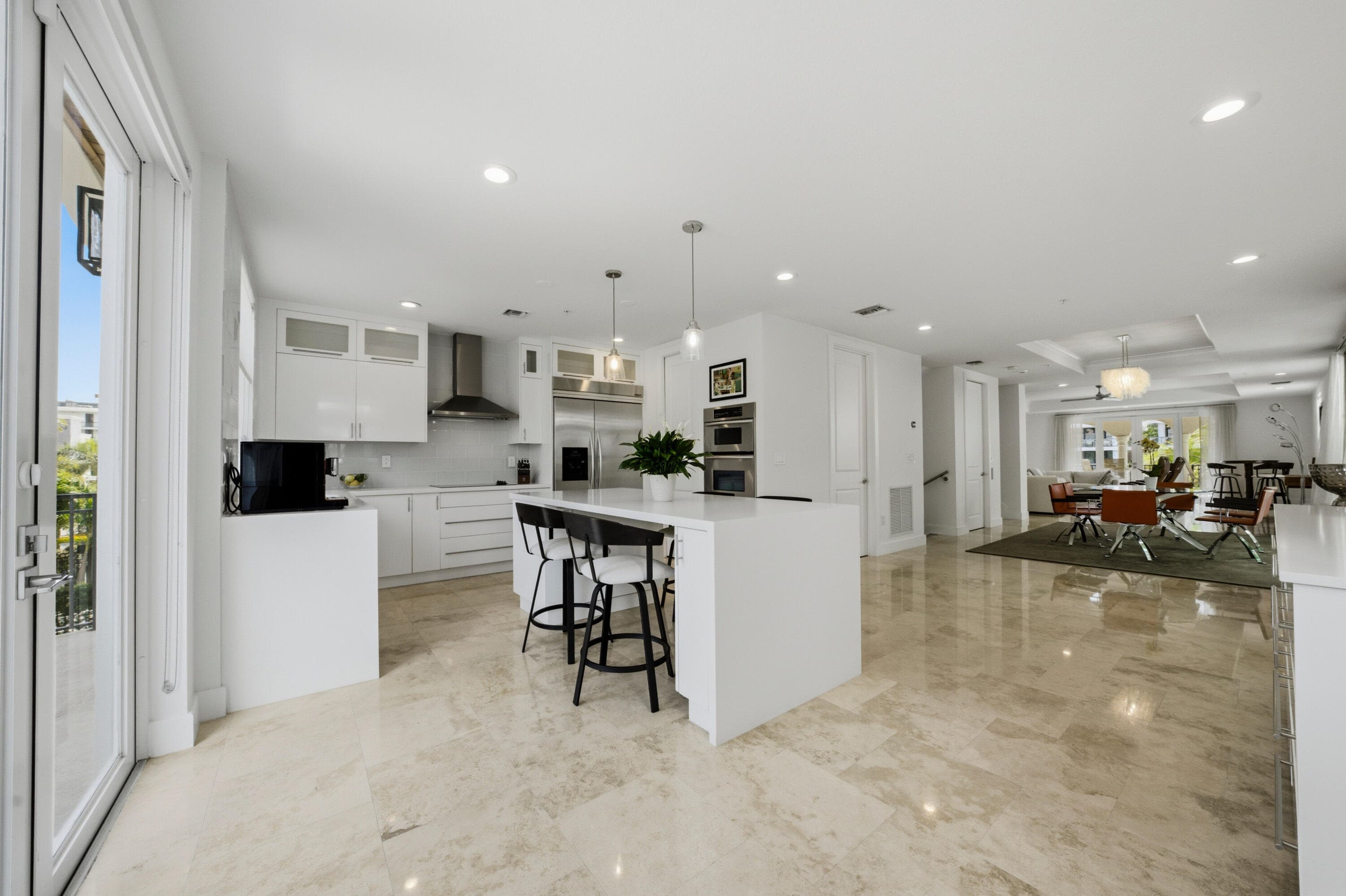 69 Isle Of Venice Drive, Fort Lauderdale, FL 33301 — photo 14 of 63
