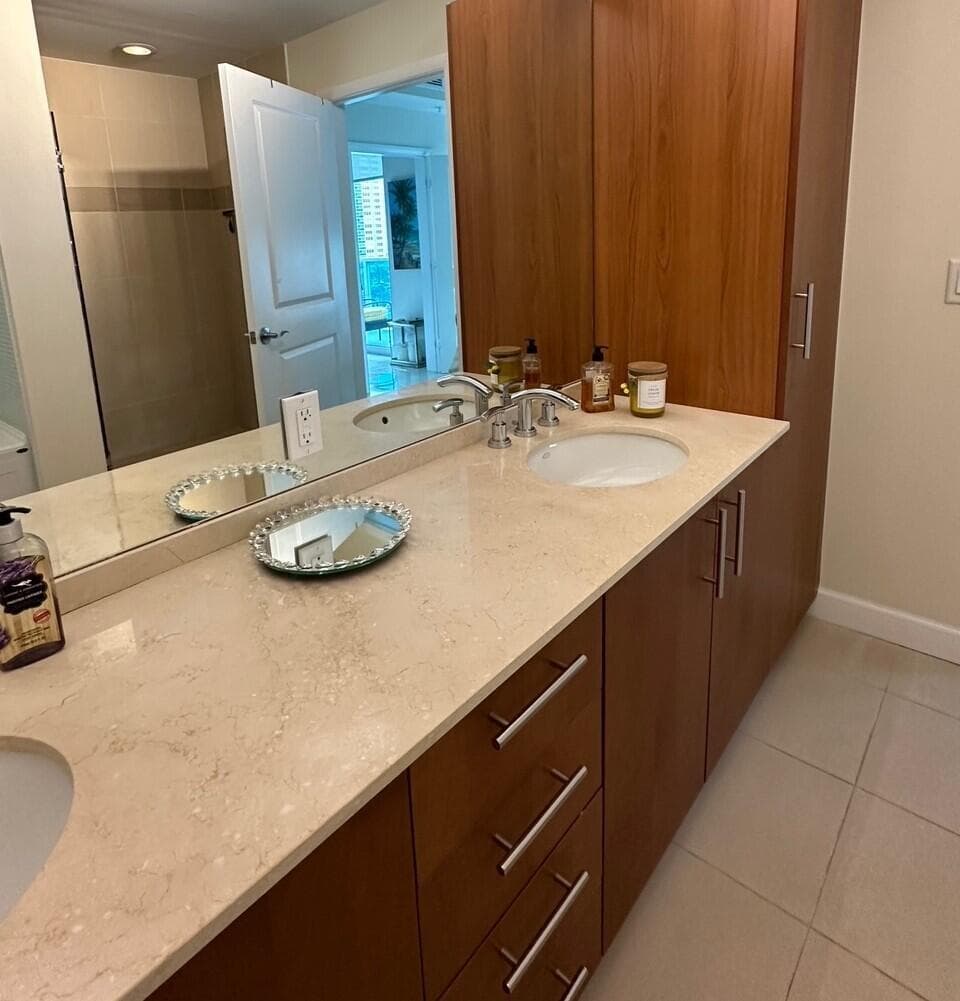 1945 S Ocean Drive, Hallandale Beach, FL 33009 — photo 15 of 30