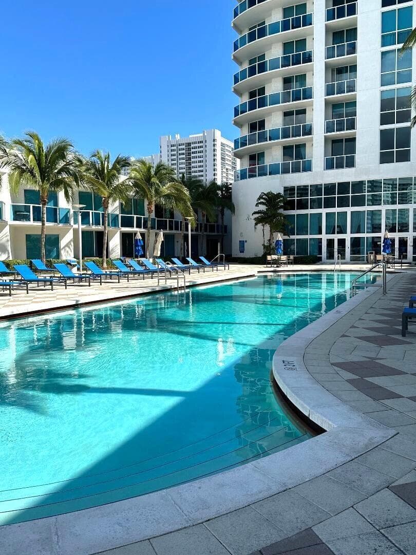 1945 S Ocean Drive, Hallandale Beach, FL 33009 — photo 24 of 30