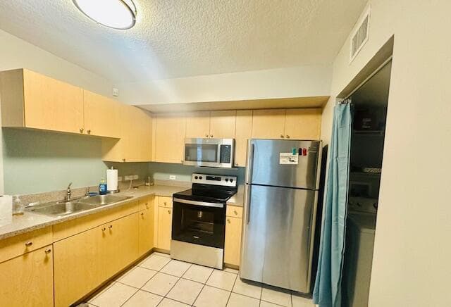 402 Villa Circle 402, Boynton Beach, FL 33435 — photo 6 of 56