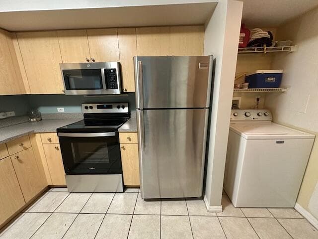 402 Villa Circle 402, Boynton Beach, FL 33435 — photo 7 of 56