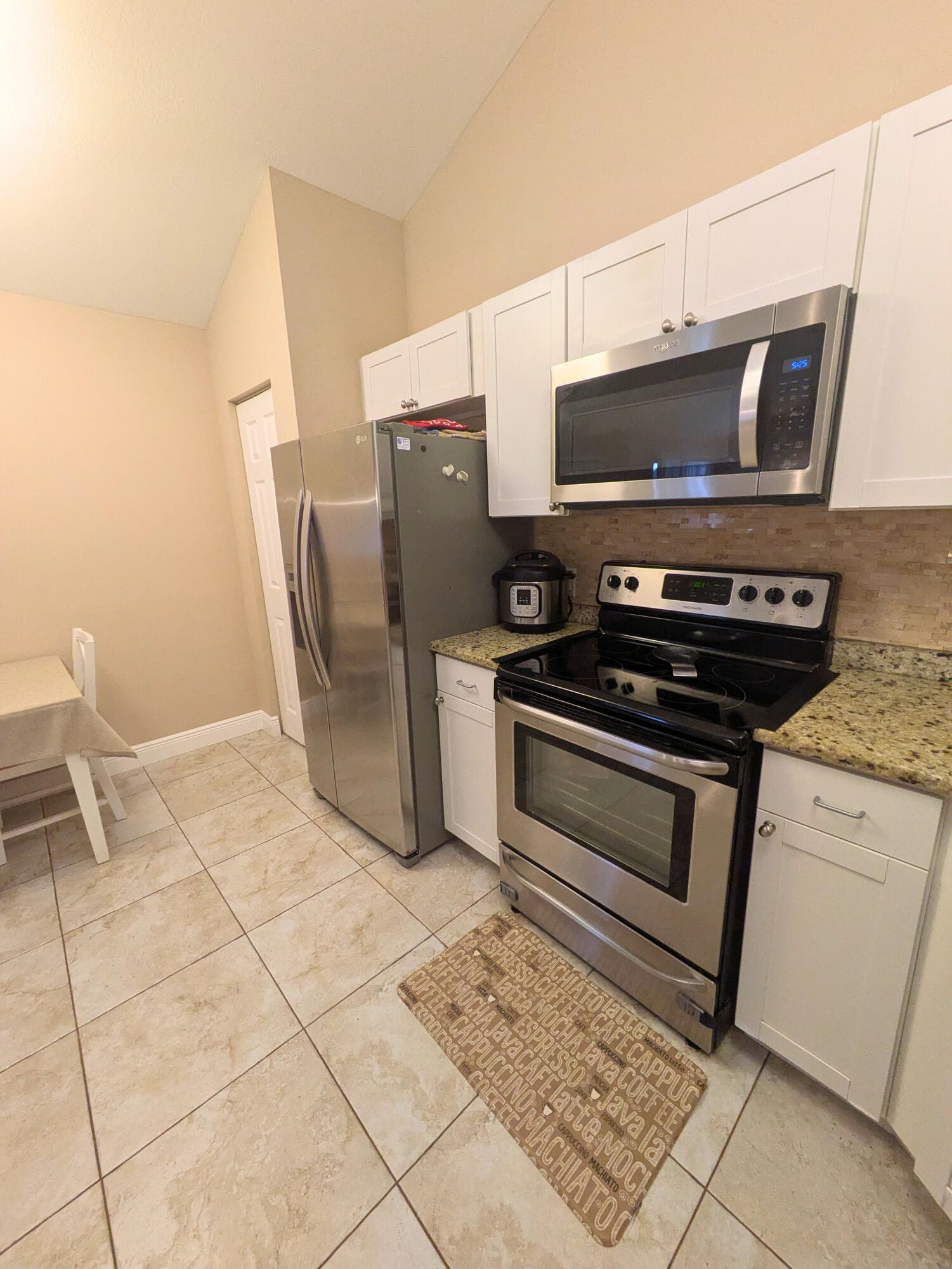 5513 Eagle Lake Drive, Palm Beach Gardens, FL 33418 — photo 17 of 30