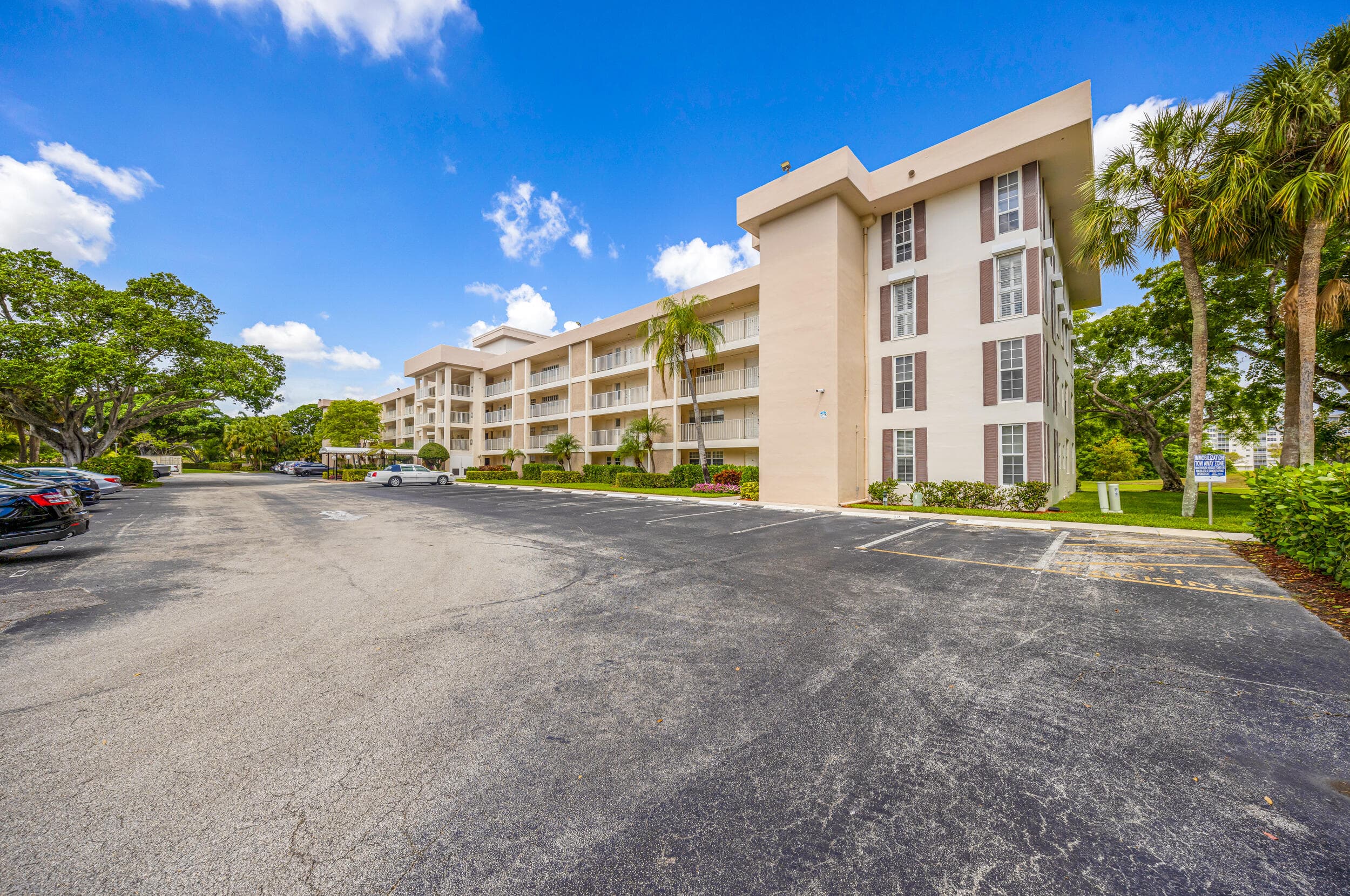 3151 S Palm Aire Drive 407, Pompano Beach, FL 33069 — photo 2 of 41