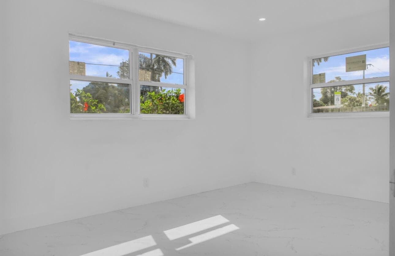 915 SW 3rd Street, Boynton Beach, FL 33435 — photo 13 of 26