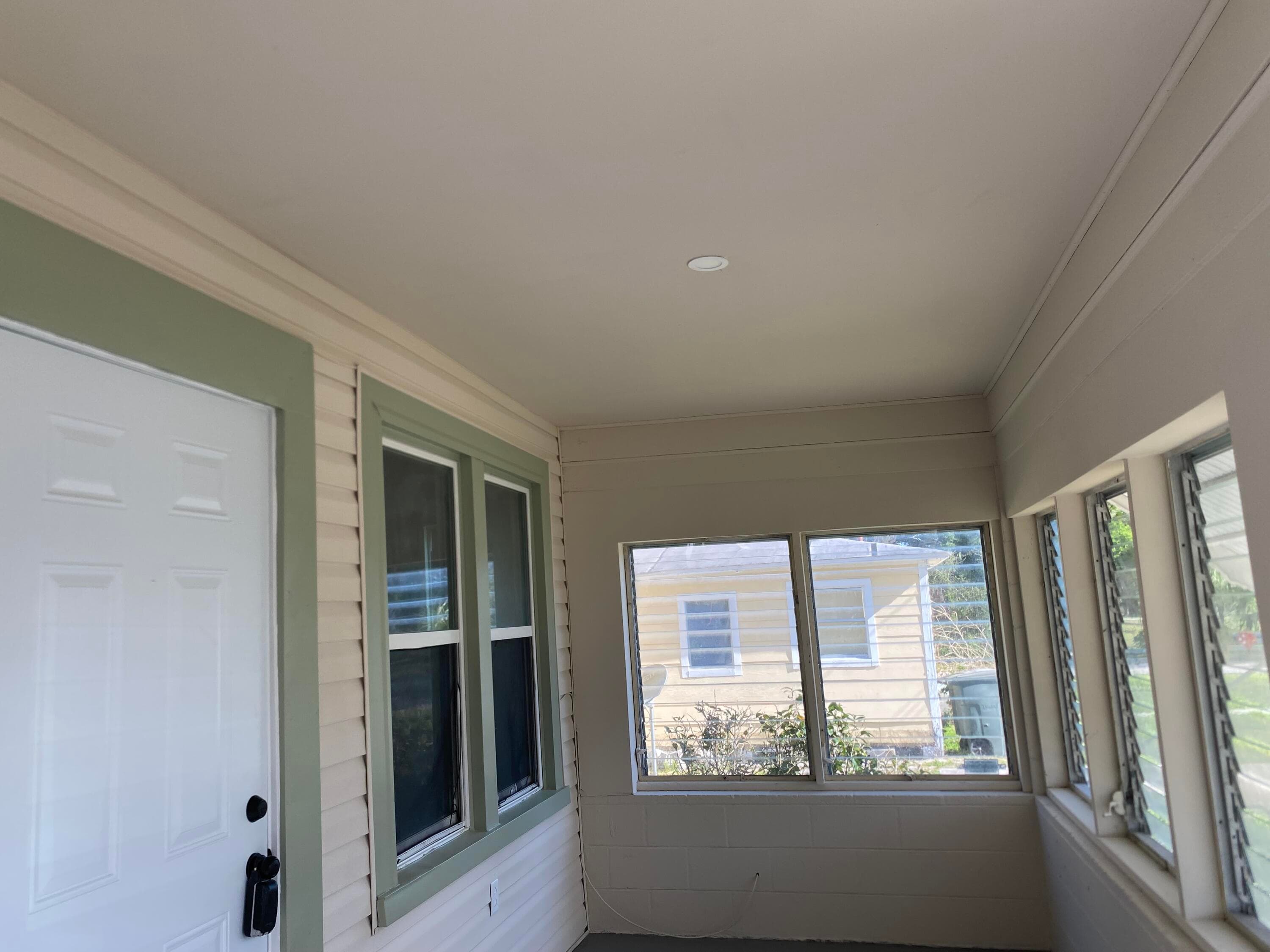 319 N 11th Street, Fort Pierce, FL 34950 — photo 7 of 14