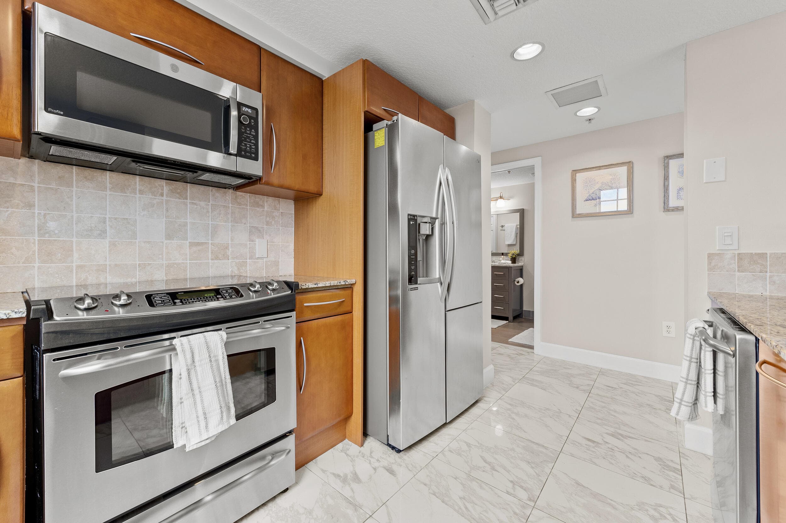 511 Lucerne Avenue 315, Lake Worth Beach, FL 33460 — photo 10 of 26