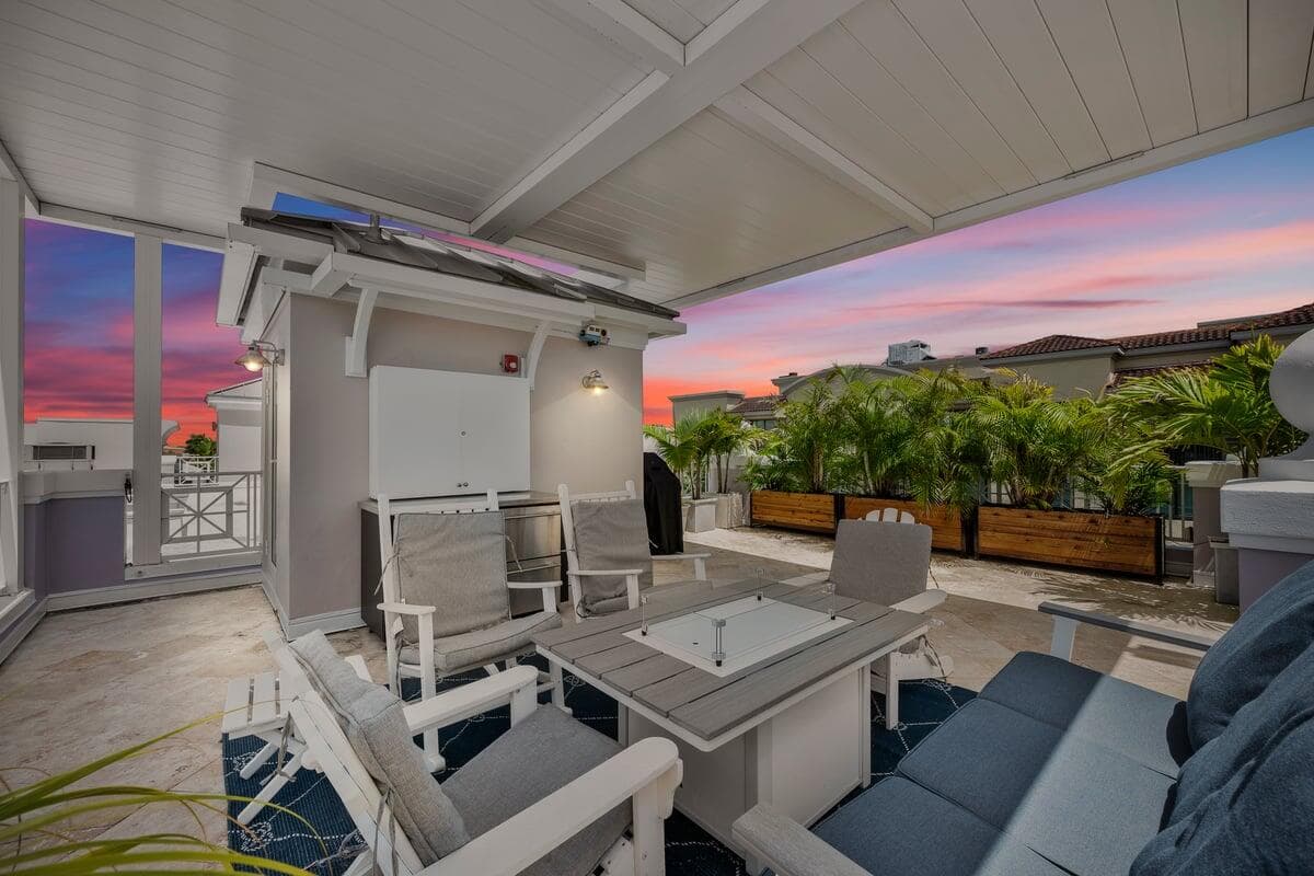 12 SE 1st Avenue 302, Delray Beach, FL 33444 — photo 9 of 24